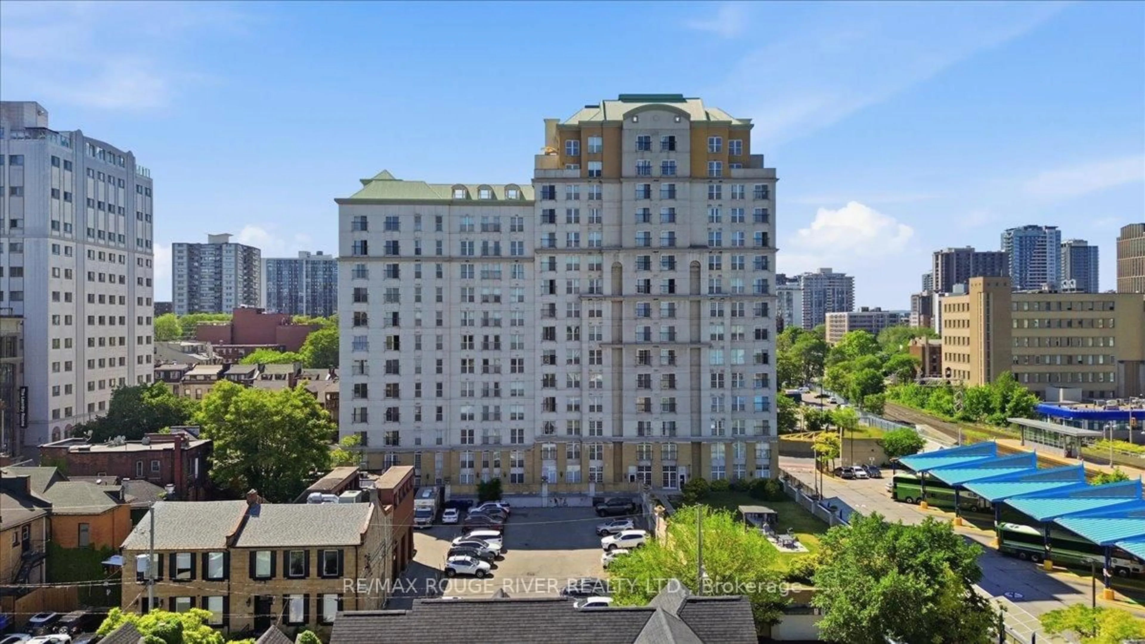 A pic from outside/outdoor area/front of a property/back of a property/a pic from drone, city buildings view from balcony for 135 James St #1401, Hamilton Ontario L8P 2Z6