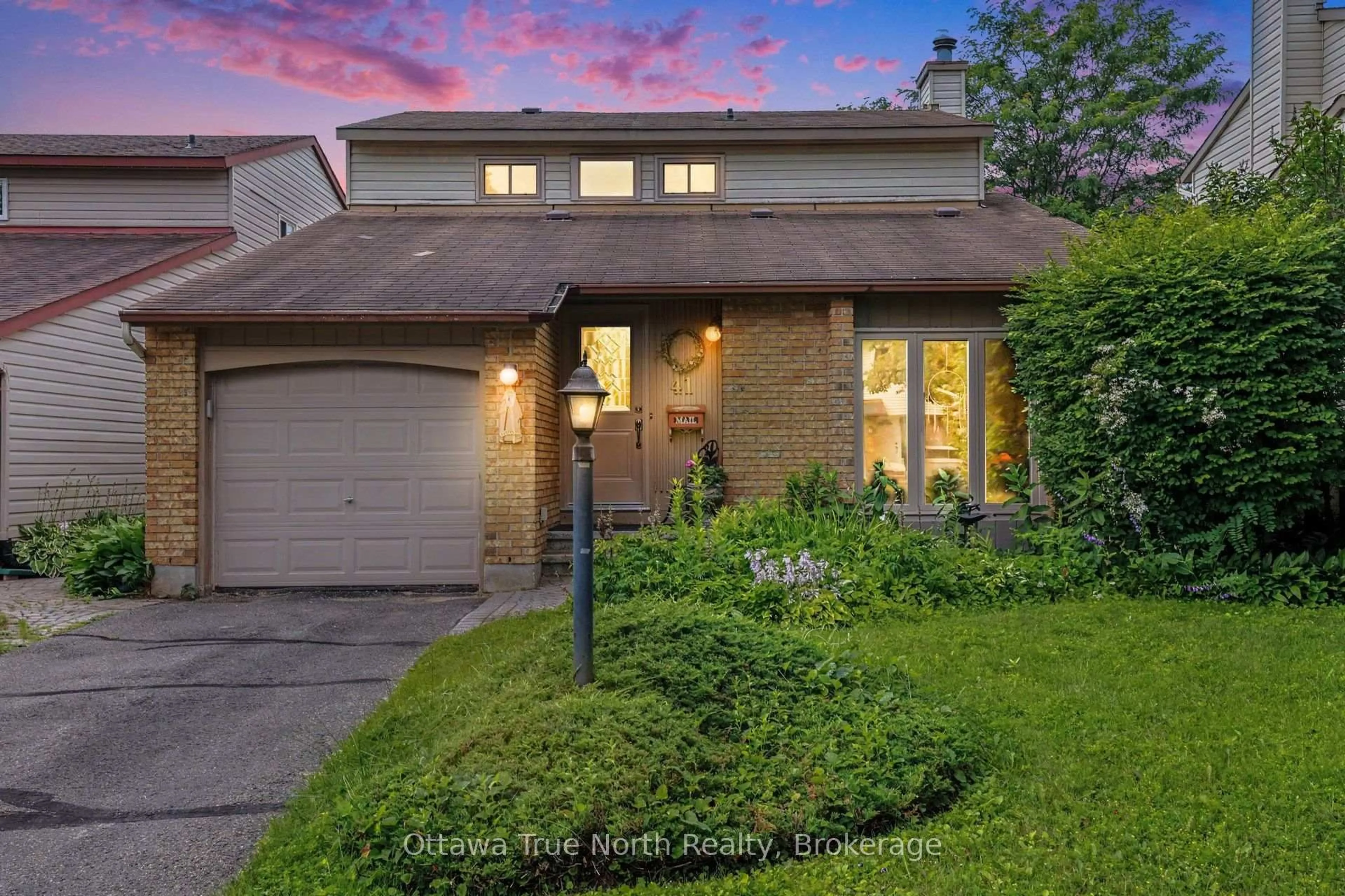 Unknown for 41 Aldgate Cres, Ottawa Ontario K2J 2C8