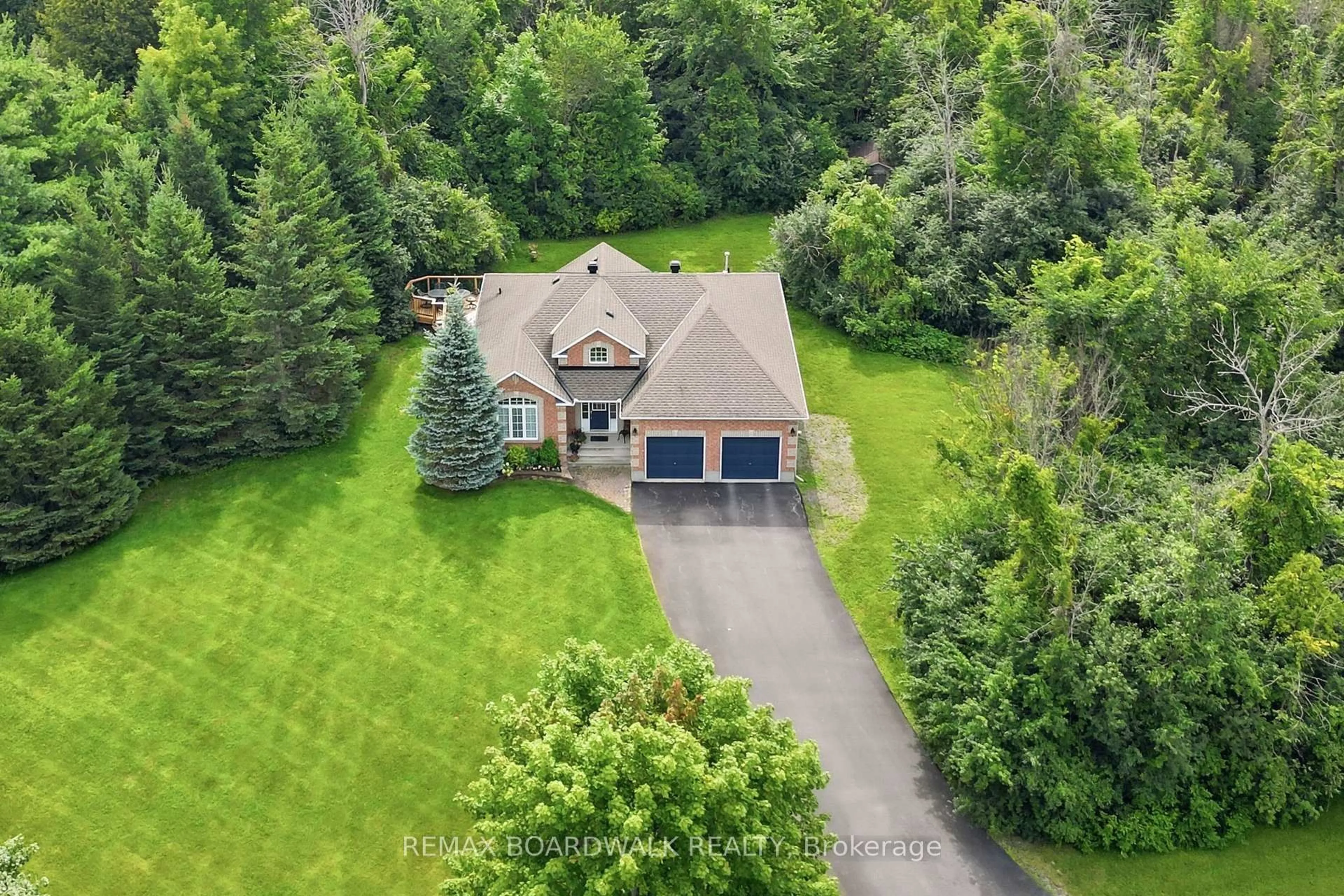 A pic from outside/outdoor area/front of a property/back of a property/a pic from drone, unknown for 154 Catherine Ave, Carleton Place Ontario K7C 4L5