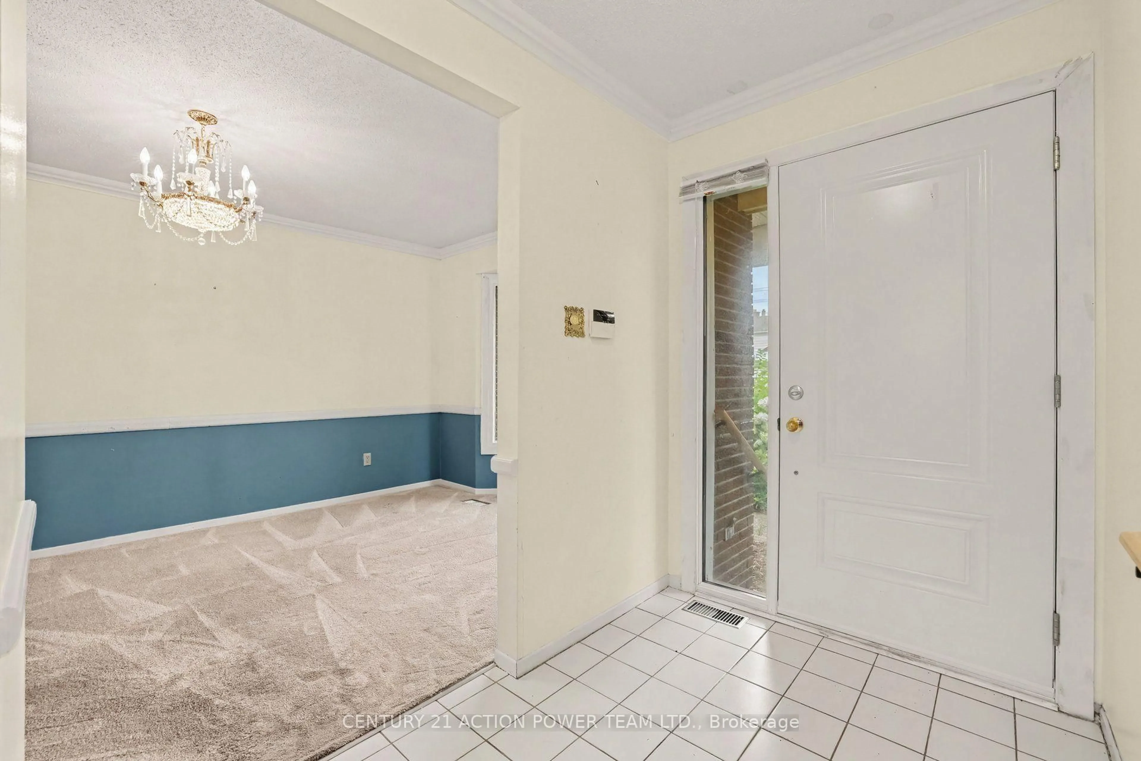 Unknown for 11 Riding Way, Ottawa Ontario K2M 1C3