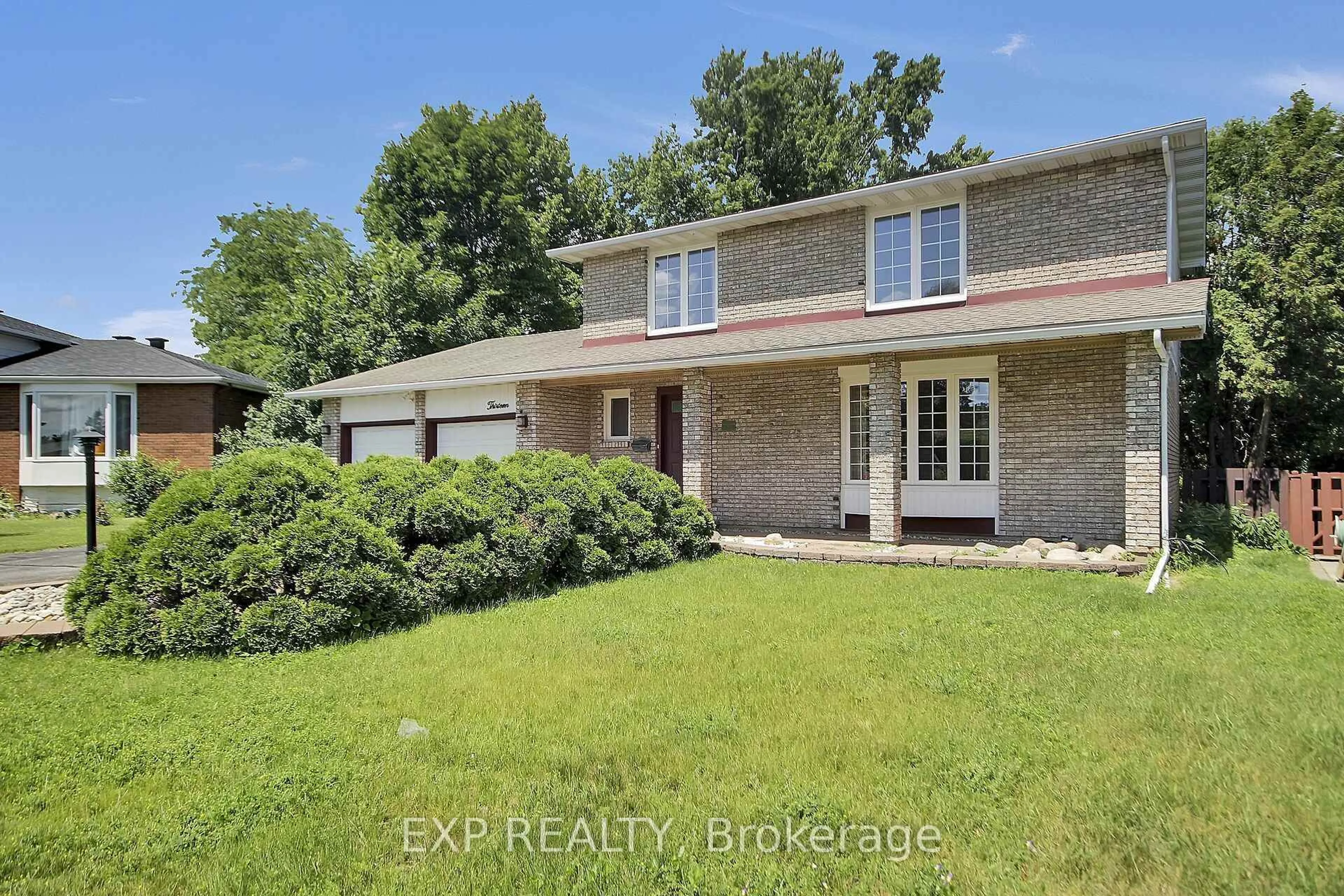 Home with brick exterior material, water/lake/river/ocean view for 13 Shanel Pl, Barrhaven Ontario K2J 1C3