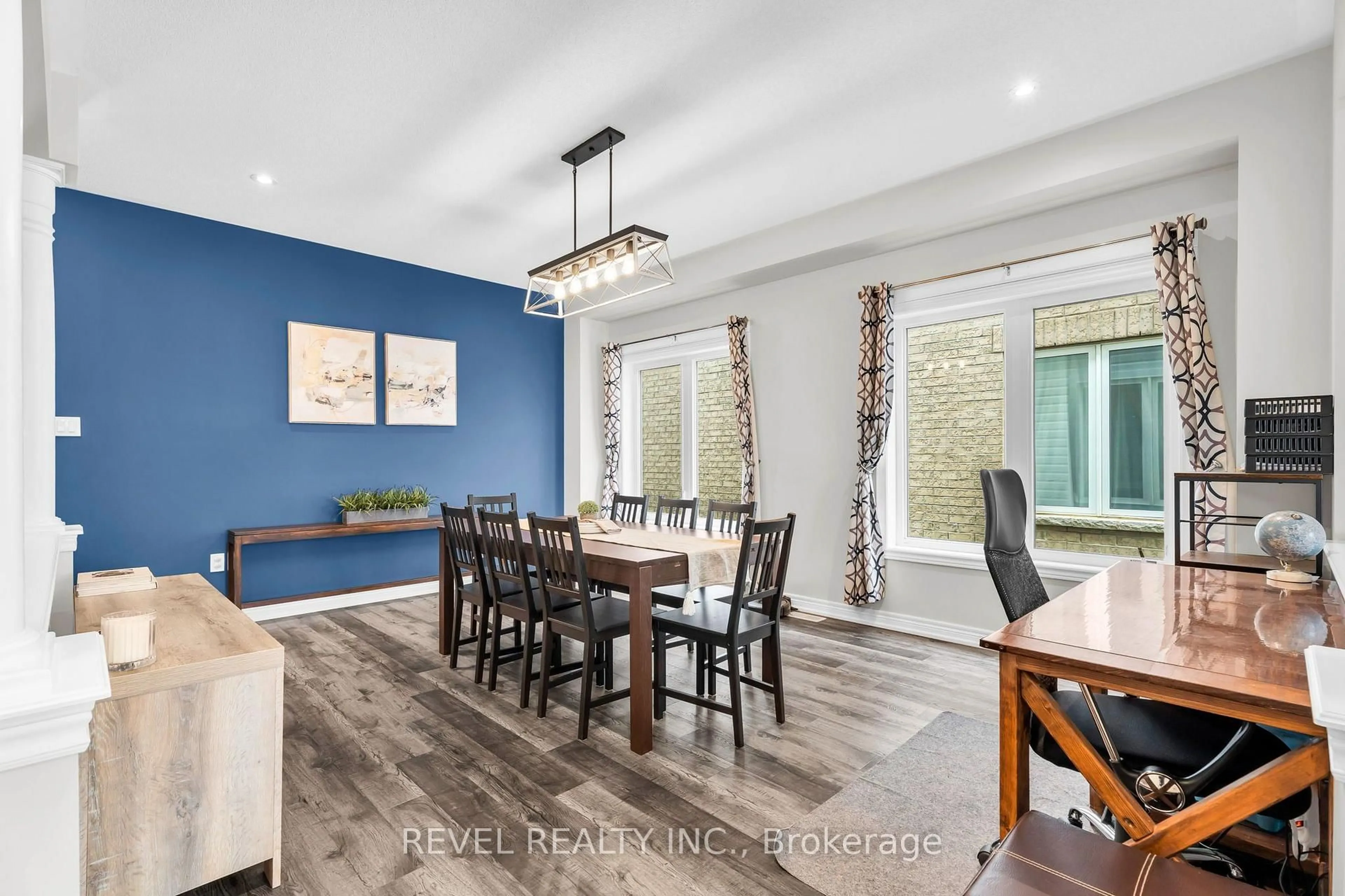 Dining room, wood/laminate floor for 677 Mcmullen St, Shelburne Ontario L9V 3X5