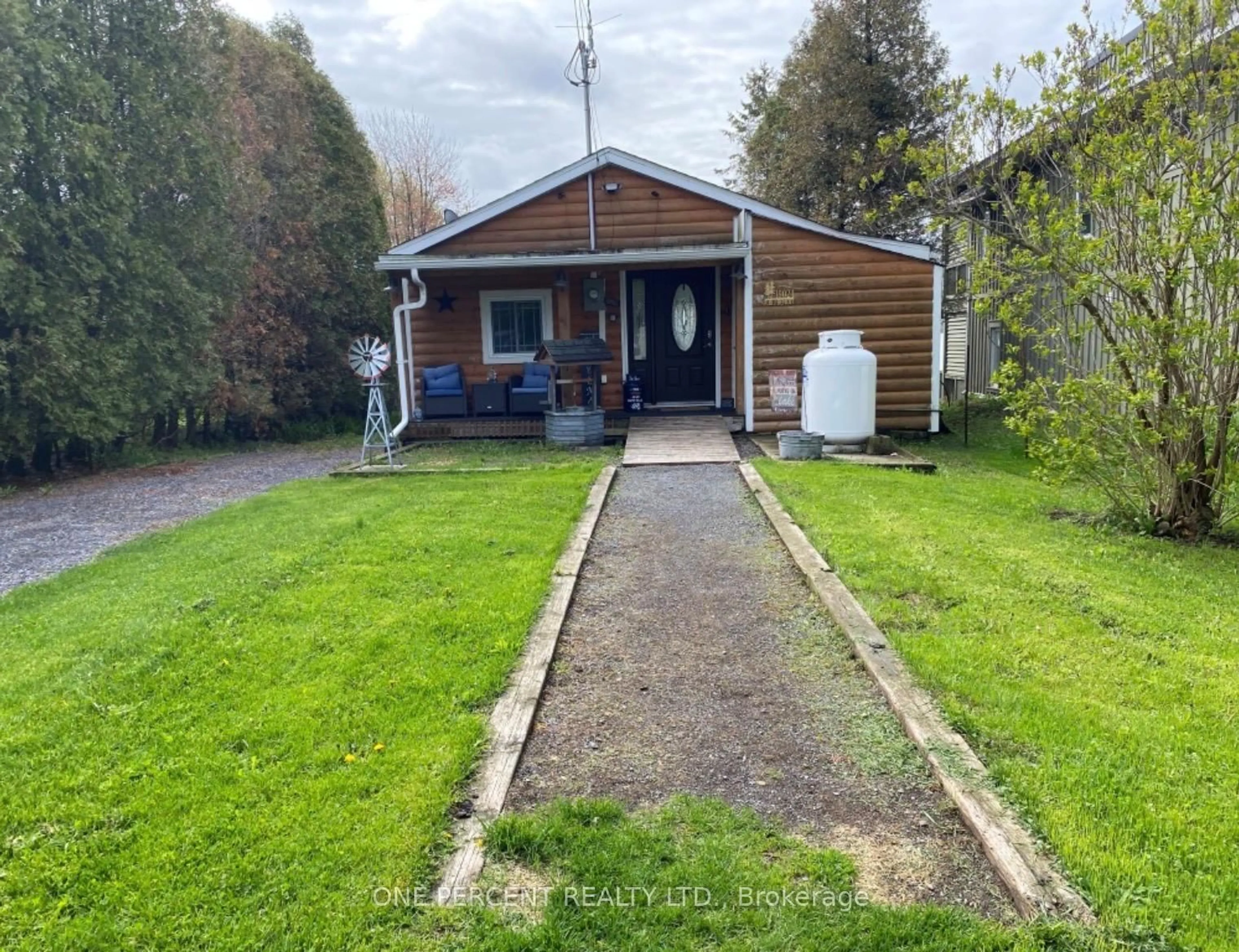 A pic from outside/outdoor area/front of a property/back of a property/a pic from drone, street for 19024 County Road 2 Rd, South Glengarry Ontario K6H 5R5