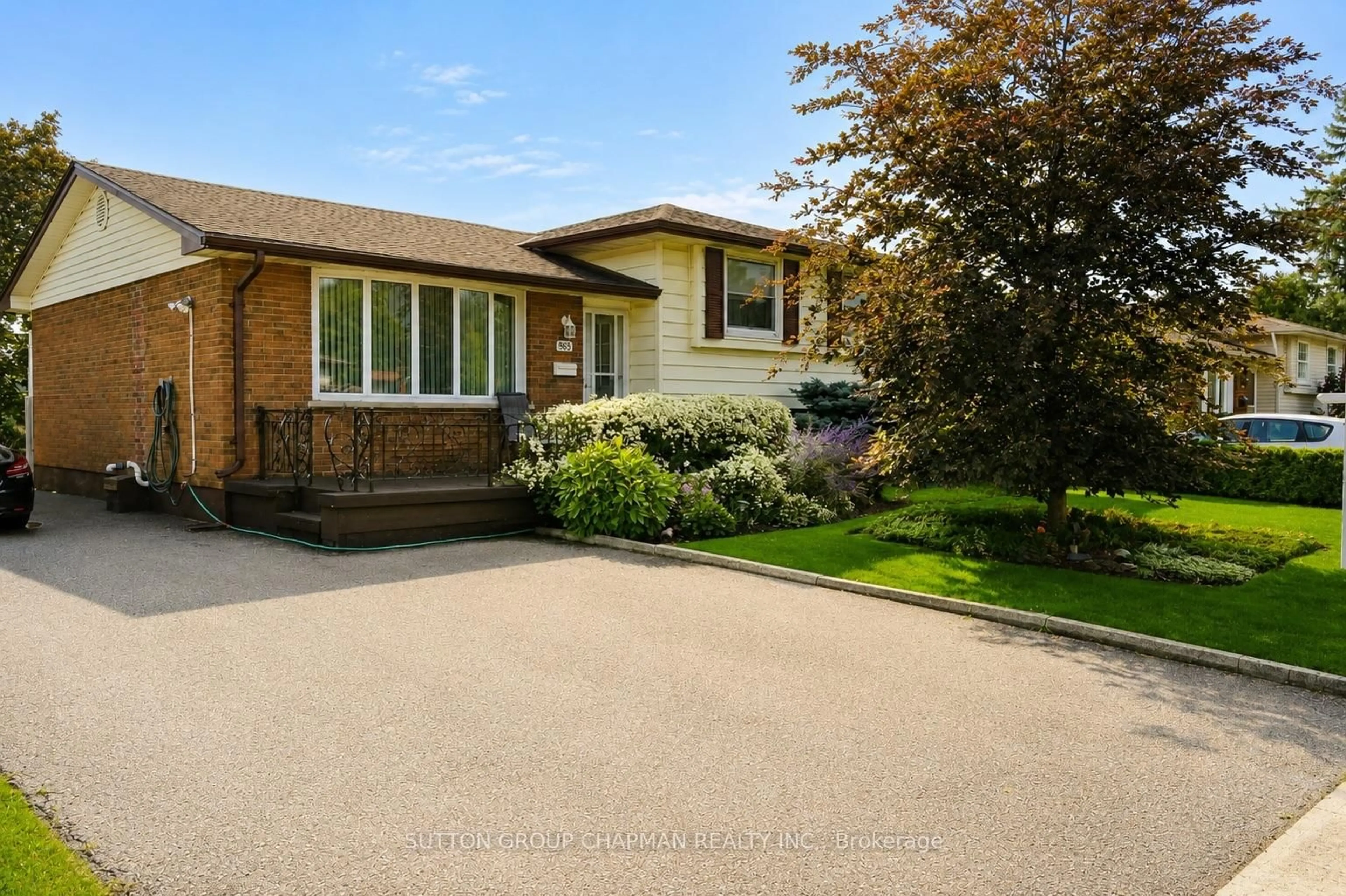 Home with brick exterior material, street for 965 Osgoode Dr, London South Ontario N6E 1C9