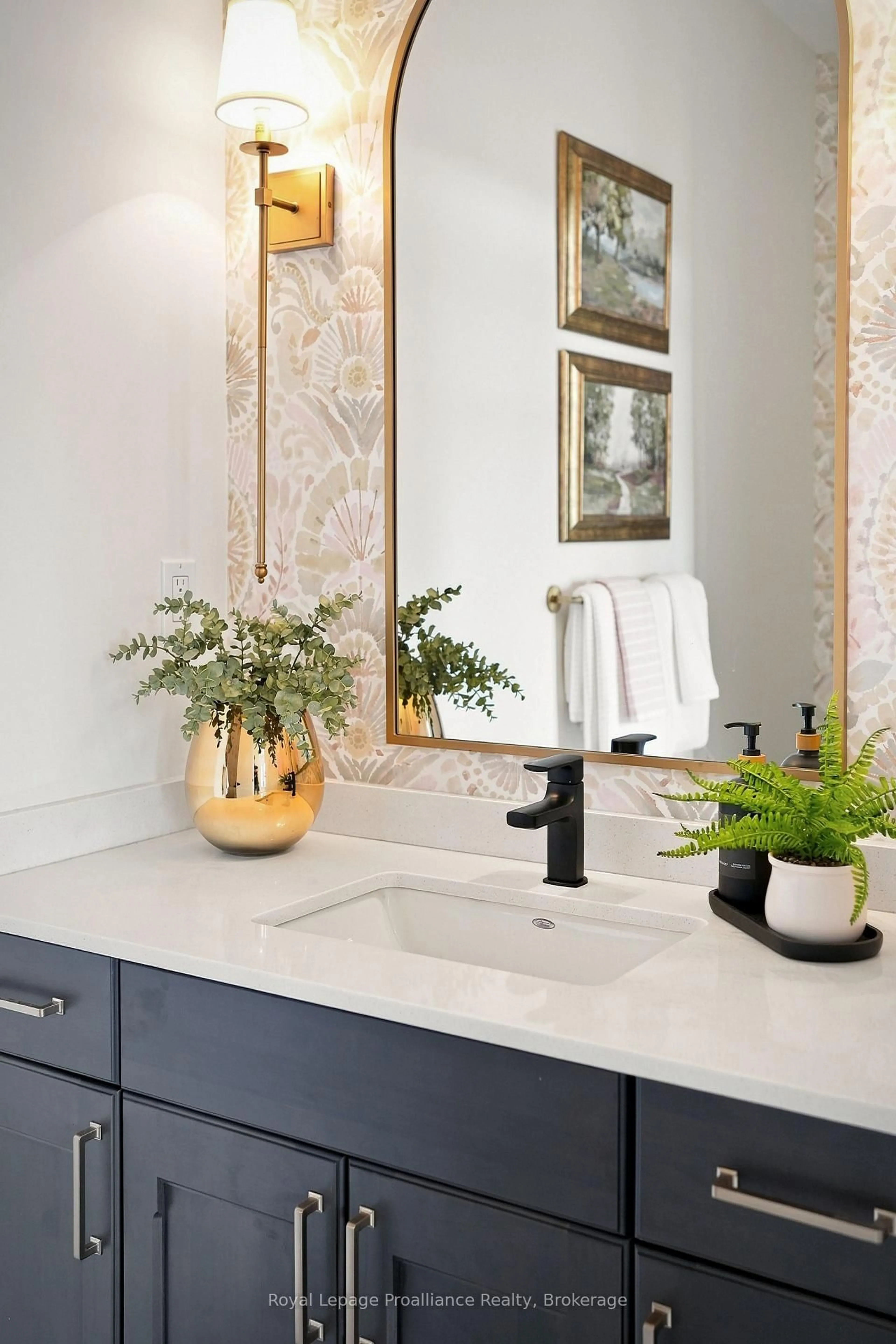 Contemporary bathroom, ceramic/tile floor for 93 Appledene Dr, Quinte West Ontario K8V 0L4