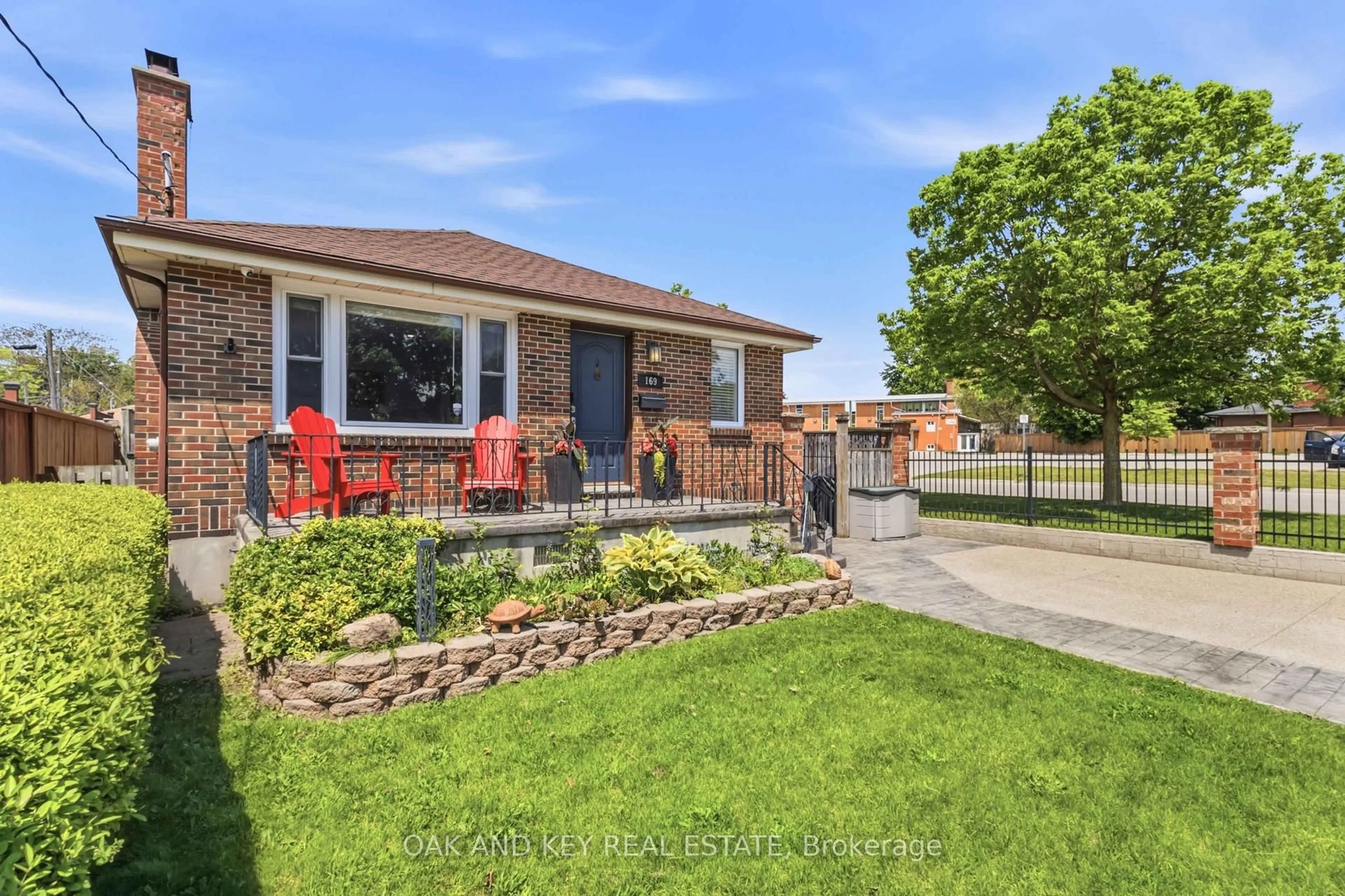 Home with brick exterior material, street for 169 Ellsworth Cres, London East Ontario N5W 1J5