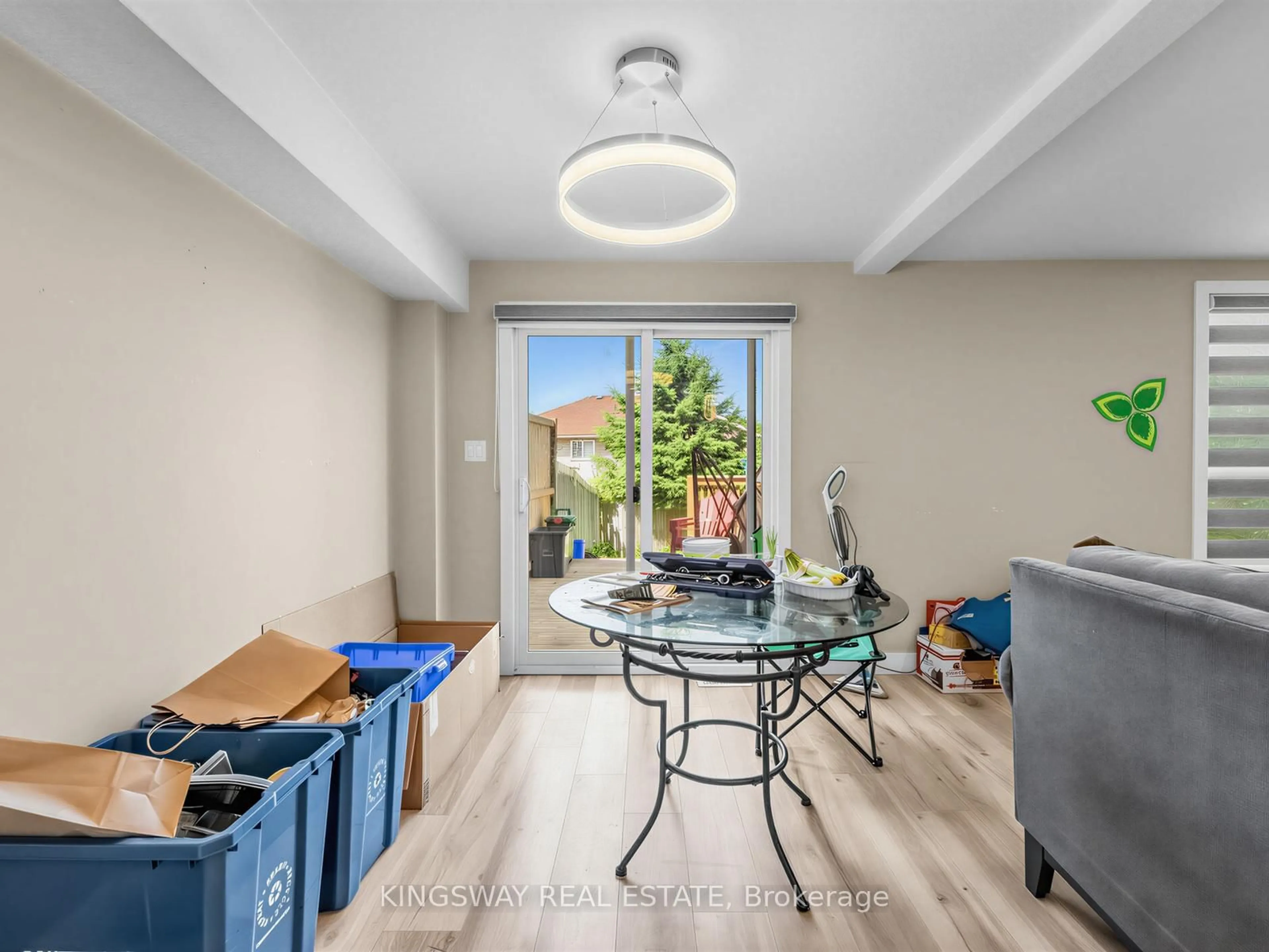A pic of a room for 1 Highbrook St, Kitchener Ontario N2E 3N9