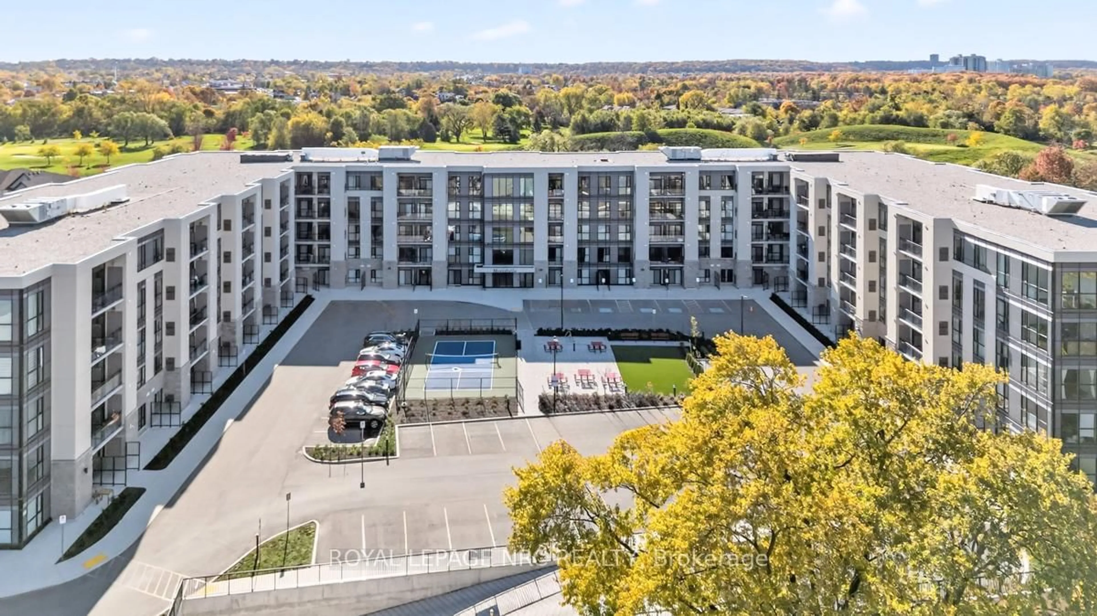 A pic from outside/outdoor area/front of a property/back of a property/a pic from drone, city buildings view from balcony for 50 HERRICK Ave #UP32, St. Catharines Ontario L2P 2T9
