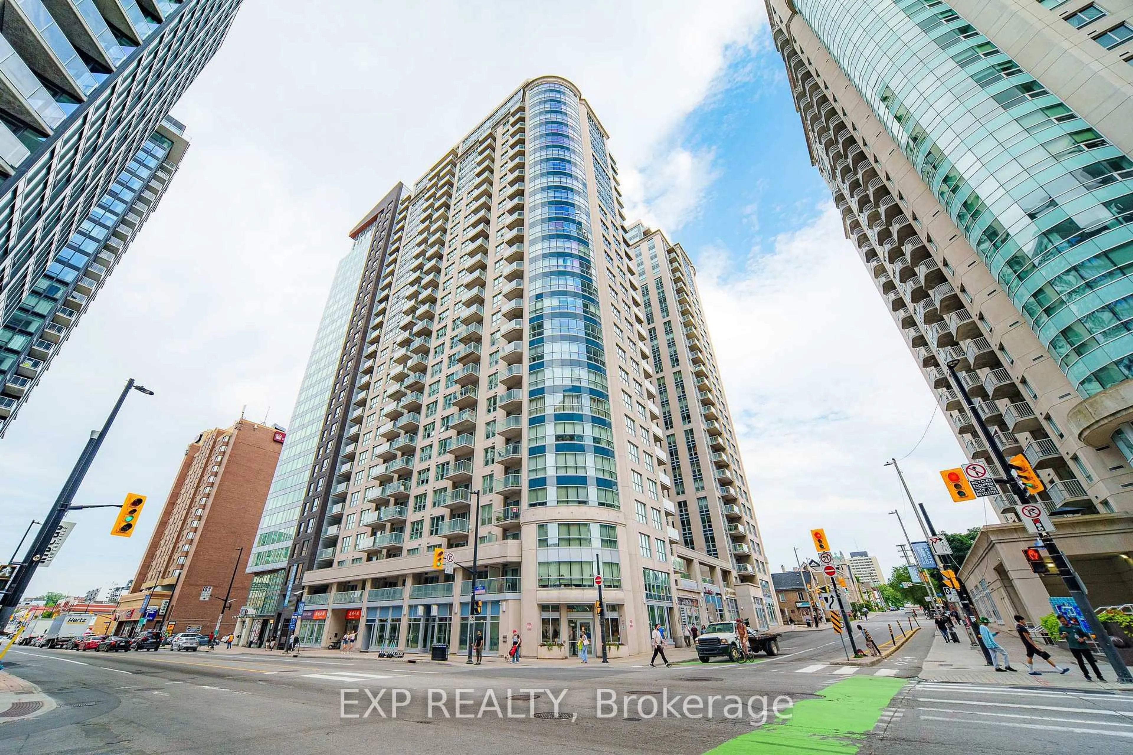 Unknown for 242 Rideau St #1906, Ottawa Ontario K1N 0B7