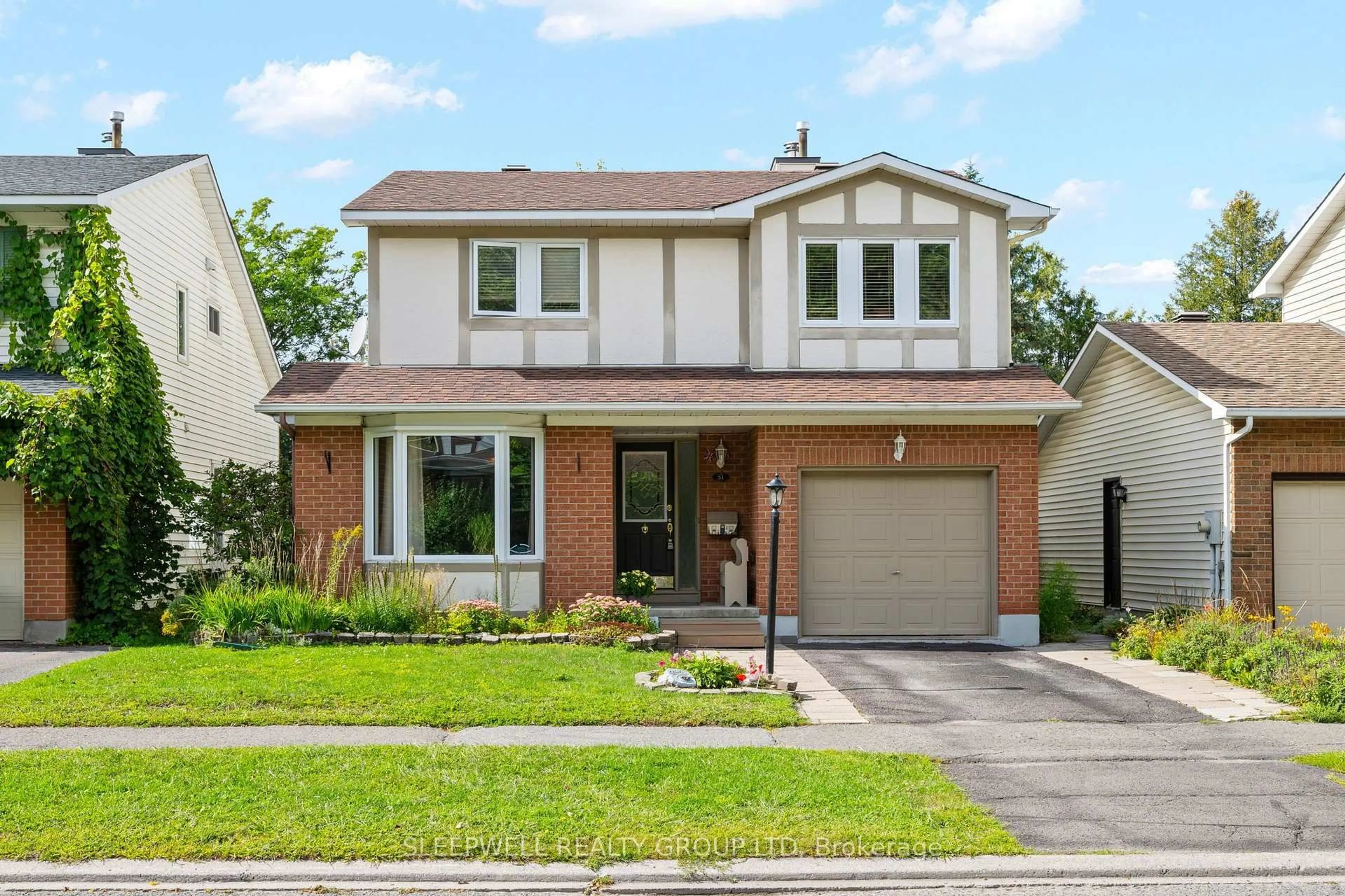 Home with brick exterior material, street for 31 Tamblyn Cres, Kanata Ontario K2L 3A5