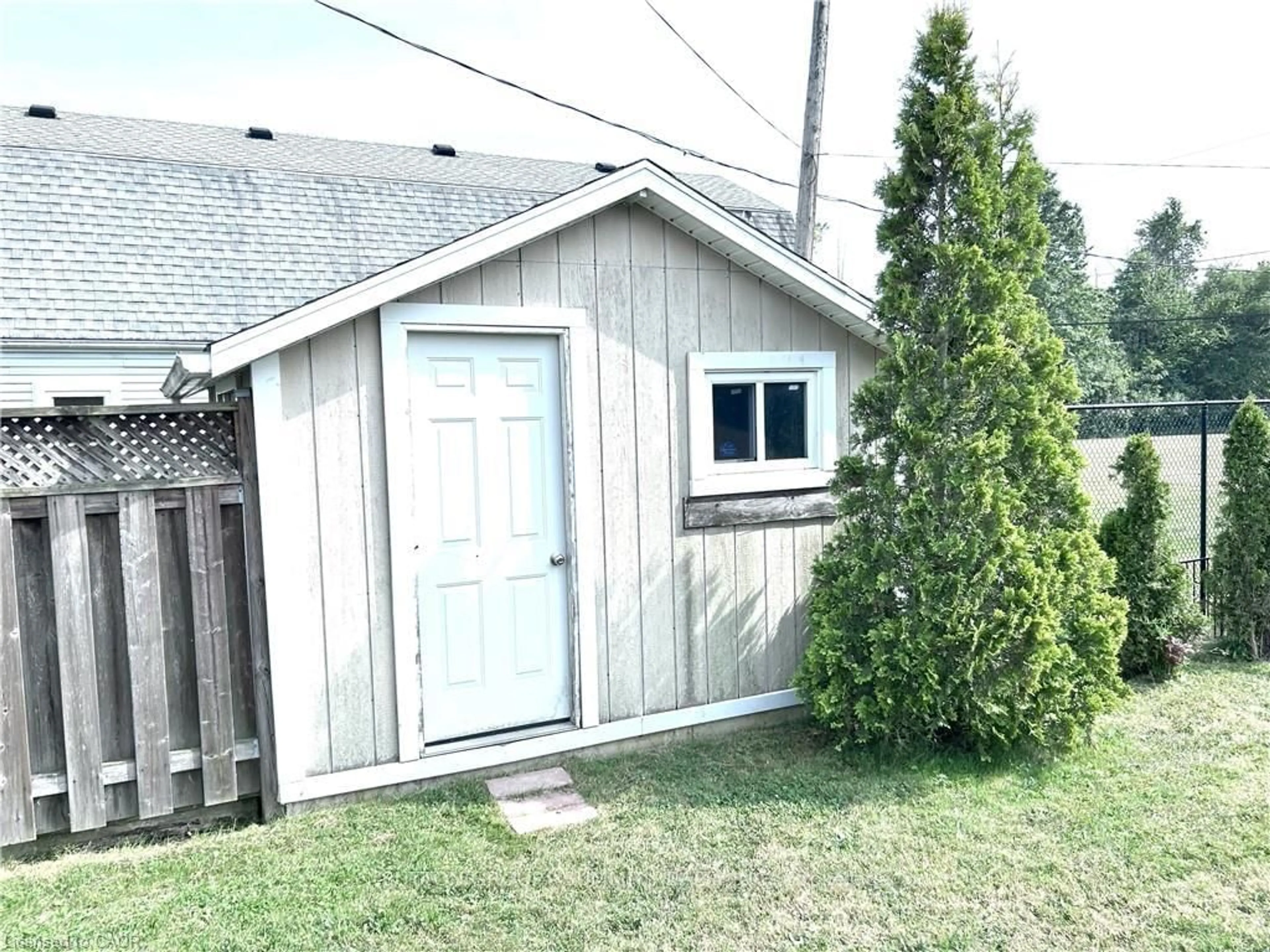 Shed for 1279 Niagara River Pkwy, Fort Erie Ontario L2A 5M4