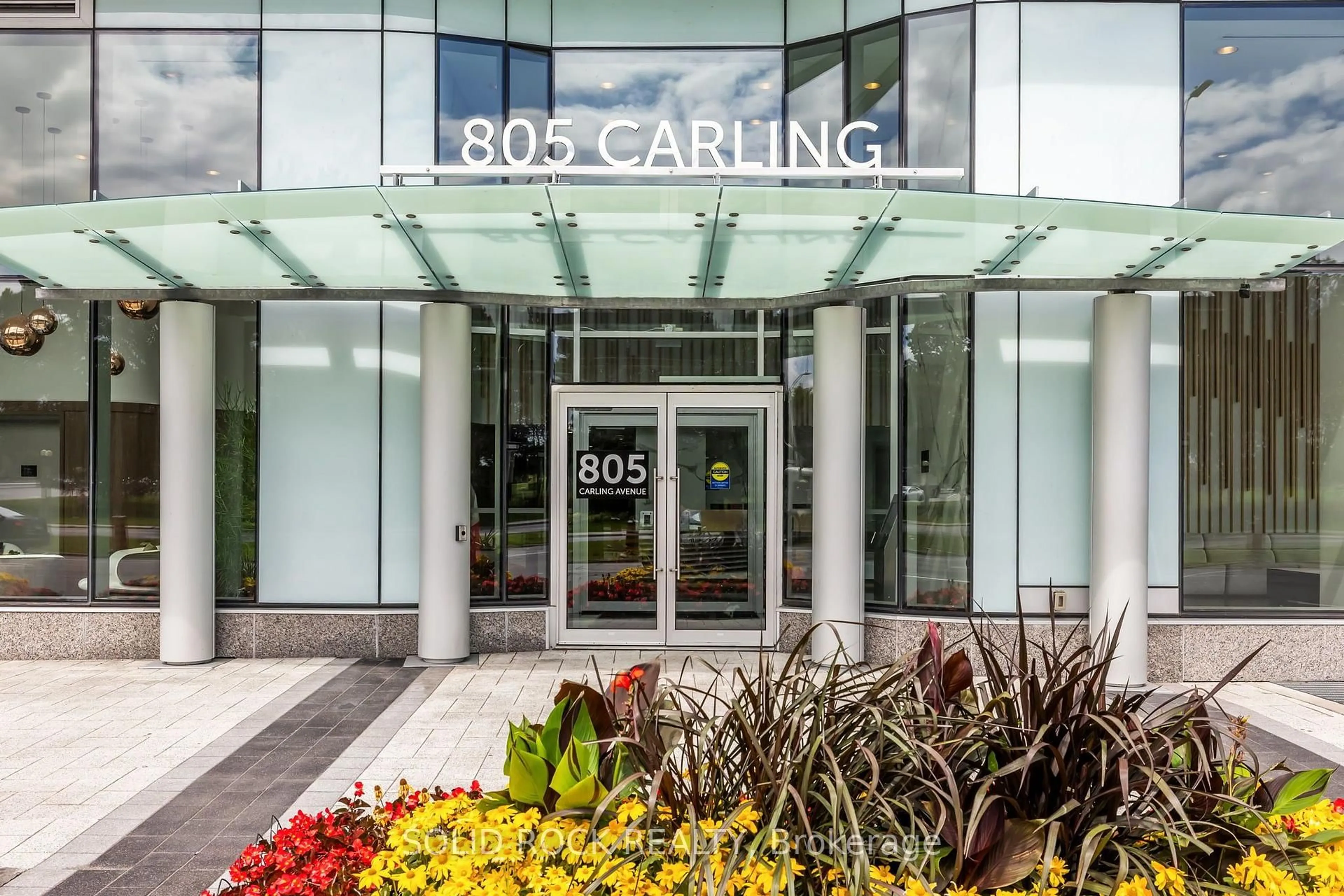 Lobby for 805 Carling Ave #2308, Ottawa Ontario K1S 5W9