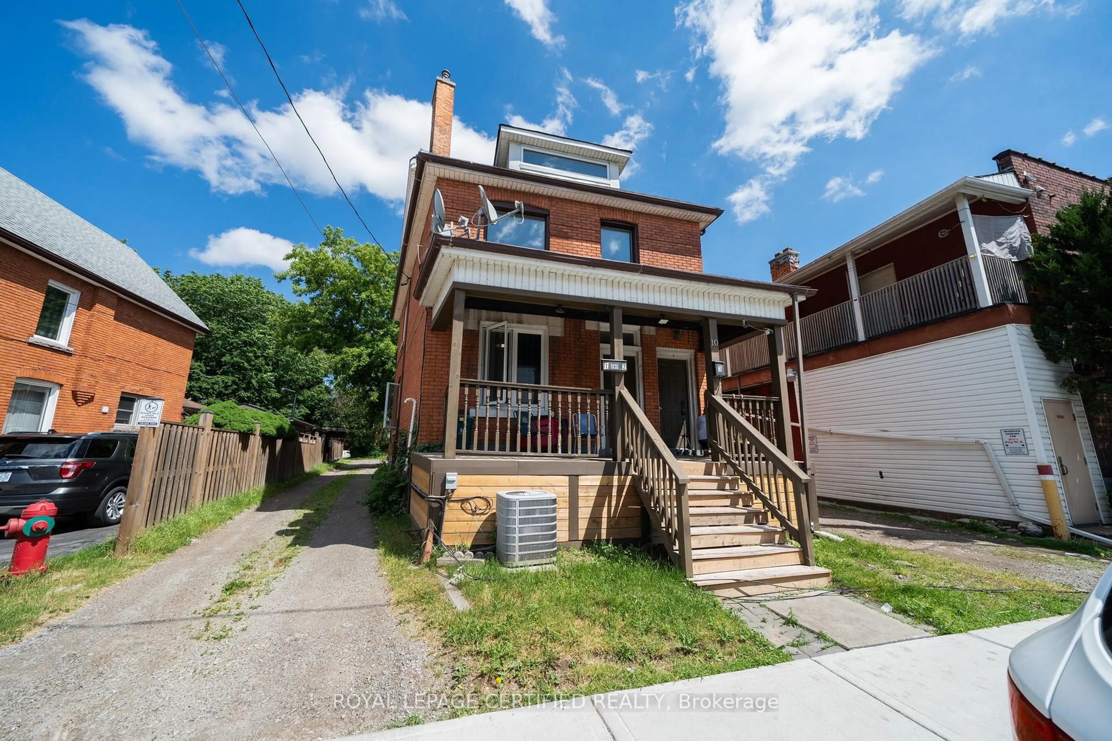 Home with brick exterior material, street for 10 Fairleigh Ave, Hamilton Ontario L8L 6H2