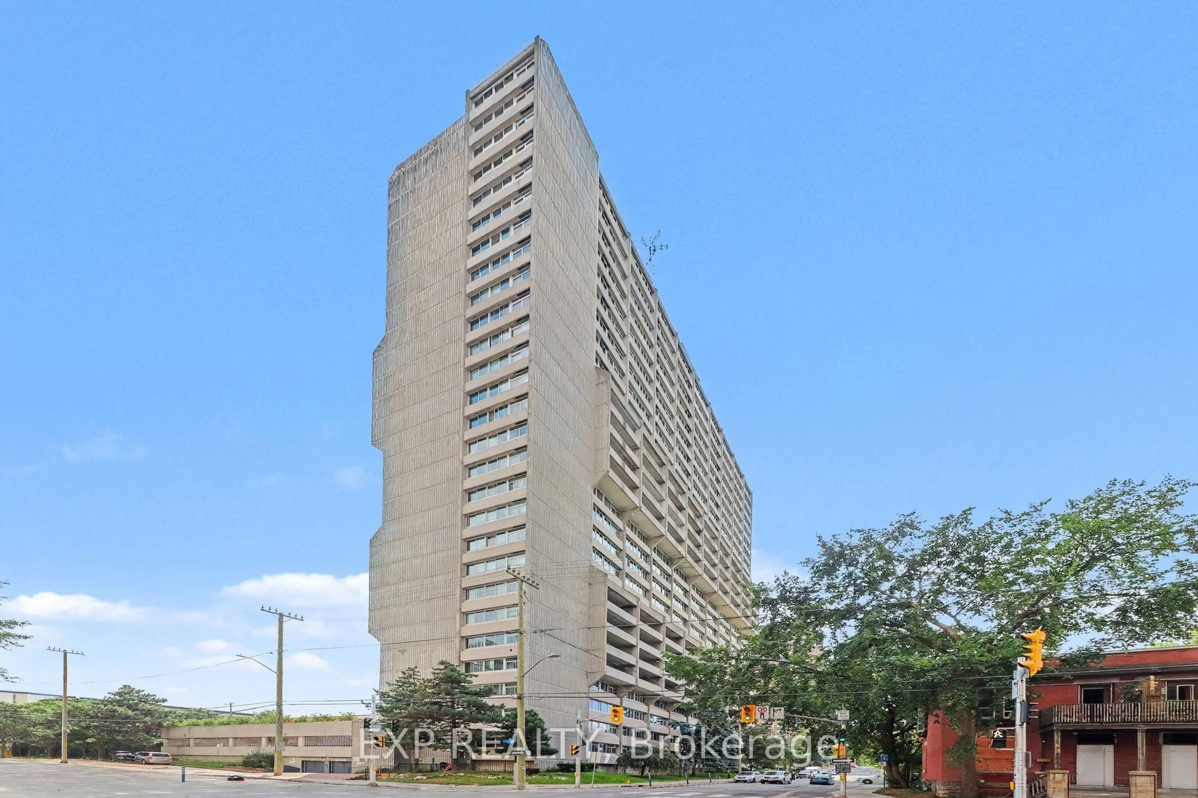 Unknown for 500 Laurier Ave #204, Ottawa Ontario K1R 5E1