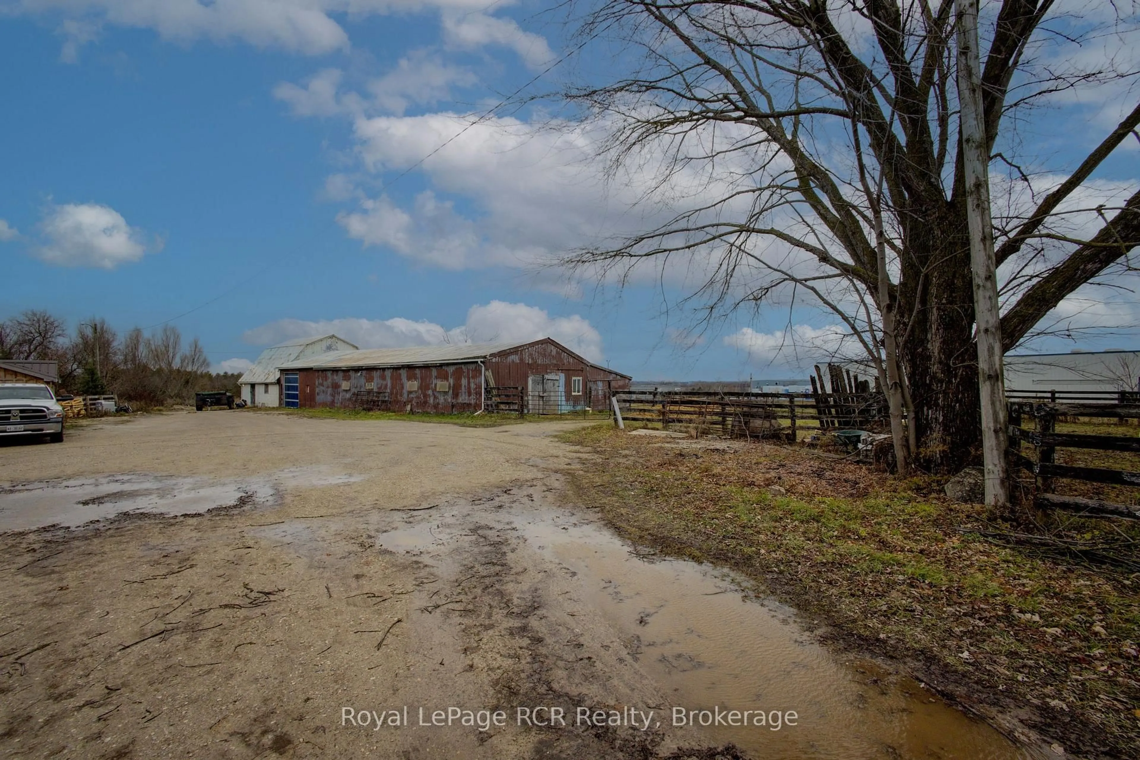 A pic from outside/outdoor area/front of a property/back of a property/a pic from drone, water/lake/river/ocean view for 441 Smith St, Wellington North Ontario N0G 1A0
