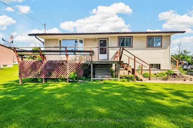 3670 Smith Rd, Kingston 2
