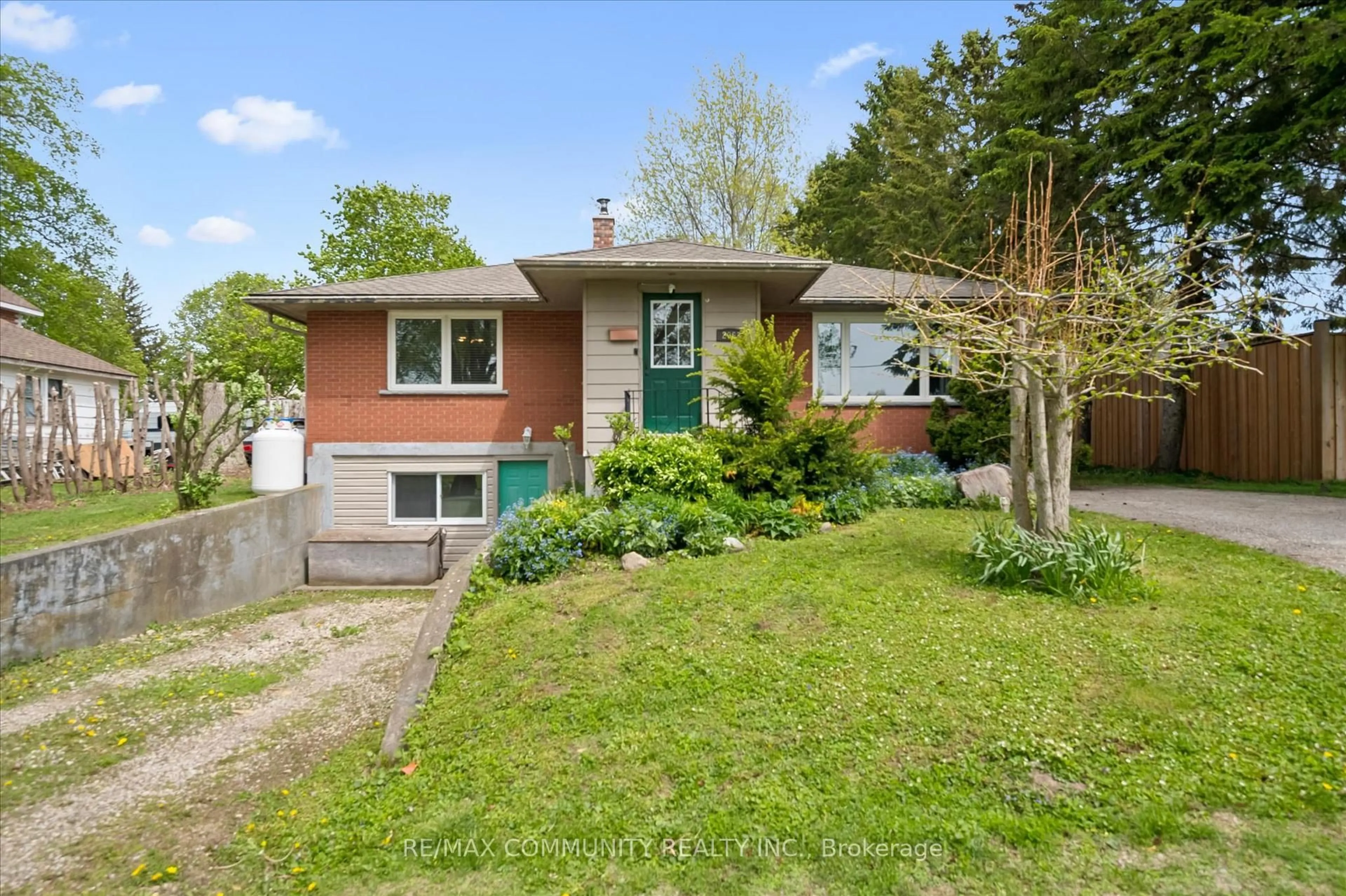 Home with brick exterior material, street for 2063 George St, Howick Ontario N0G 1X0