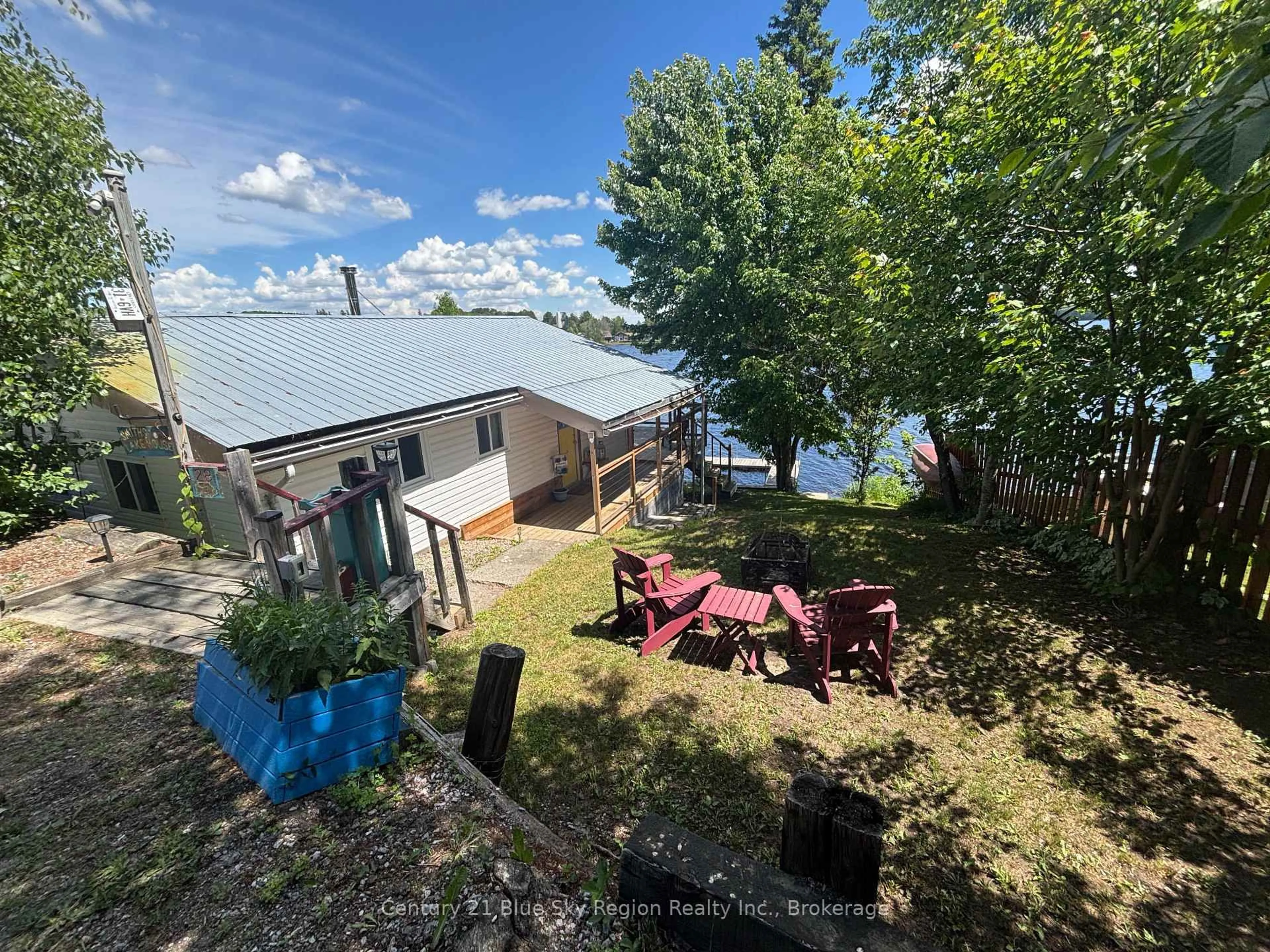 A pic from outside/outdoor area/front of a property/back of a property/a pic from drone, water/lake/river/ocean view for 28 Presquile Rd, West Nipissing Ontario P0H 2M0