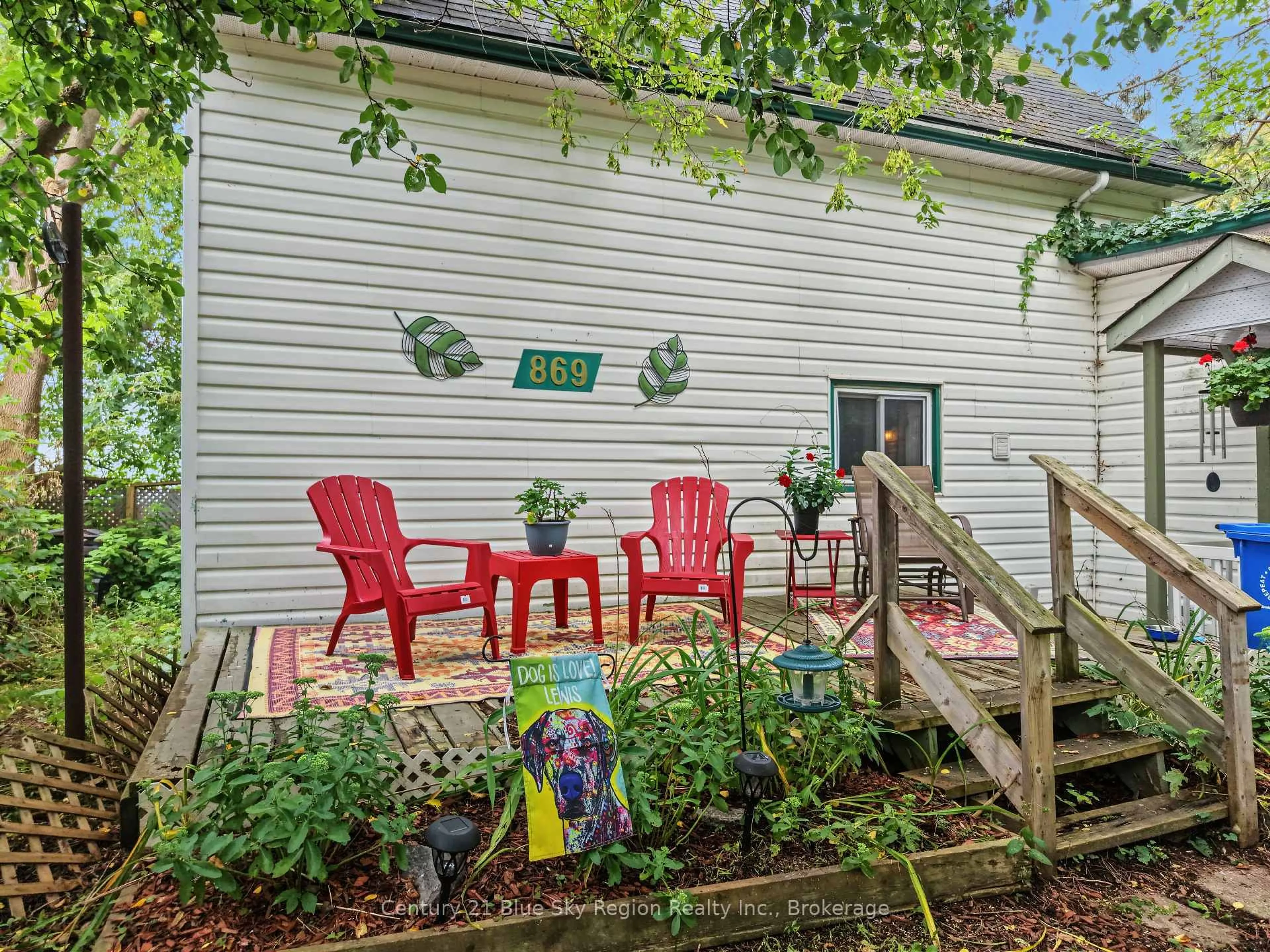 Patio, unknown for 869 FERGUSON St, North Bay Ontario P1B 1Y9