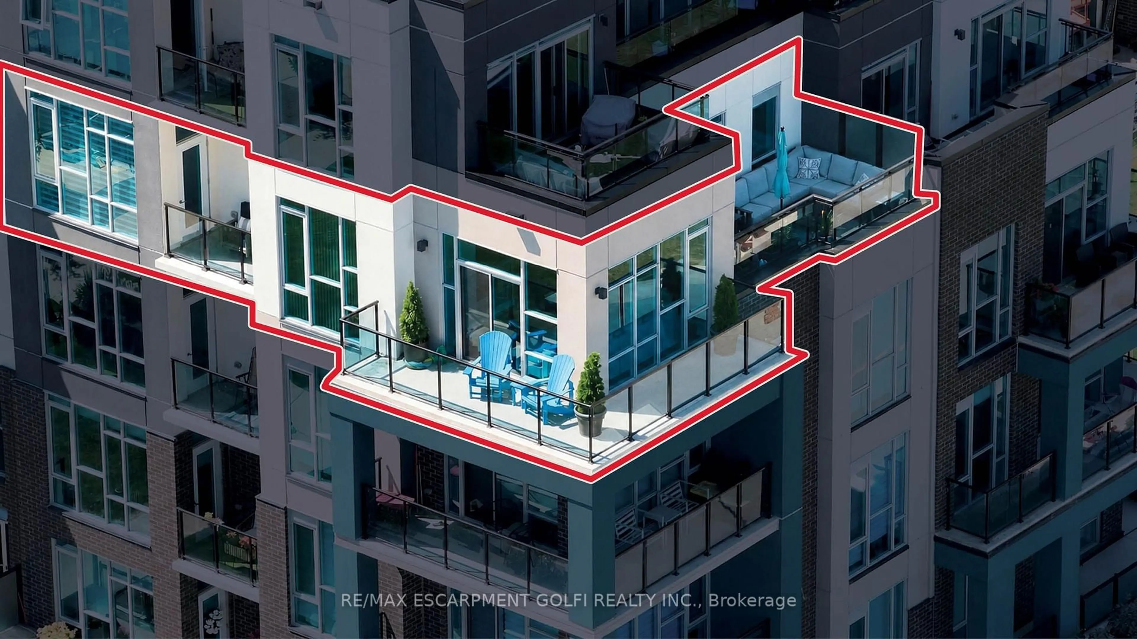 A pic from outside/outdoor area/front of a property/back of a property/a pic from drone, city buildings view from balcony for 16 Concord Pl #445, Grimsby Ontario L3M 0J1
