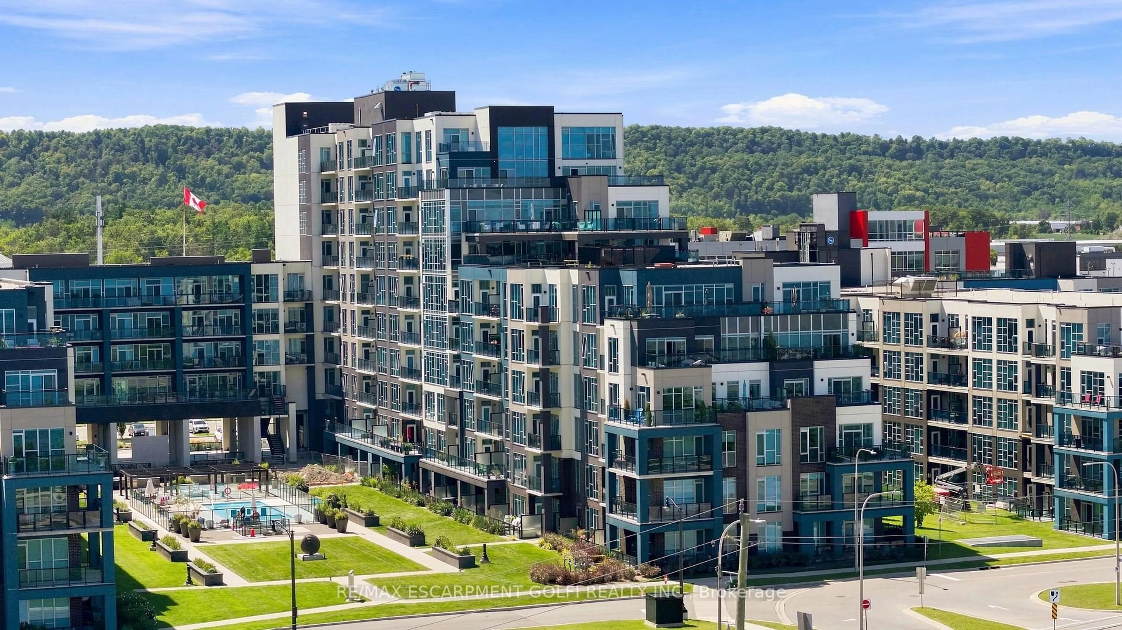 A pic from outside/outdoor area/front of a property/back of a property/a pic from drone, city buildings view from balcony for 16 Concord Pl #445, Grimsby Ontario L3M 0J1