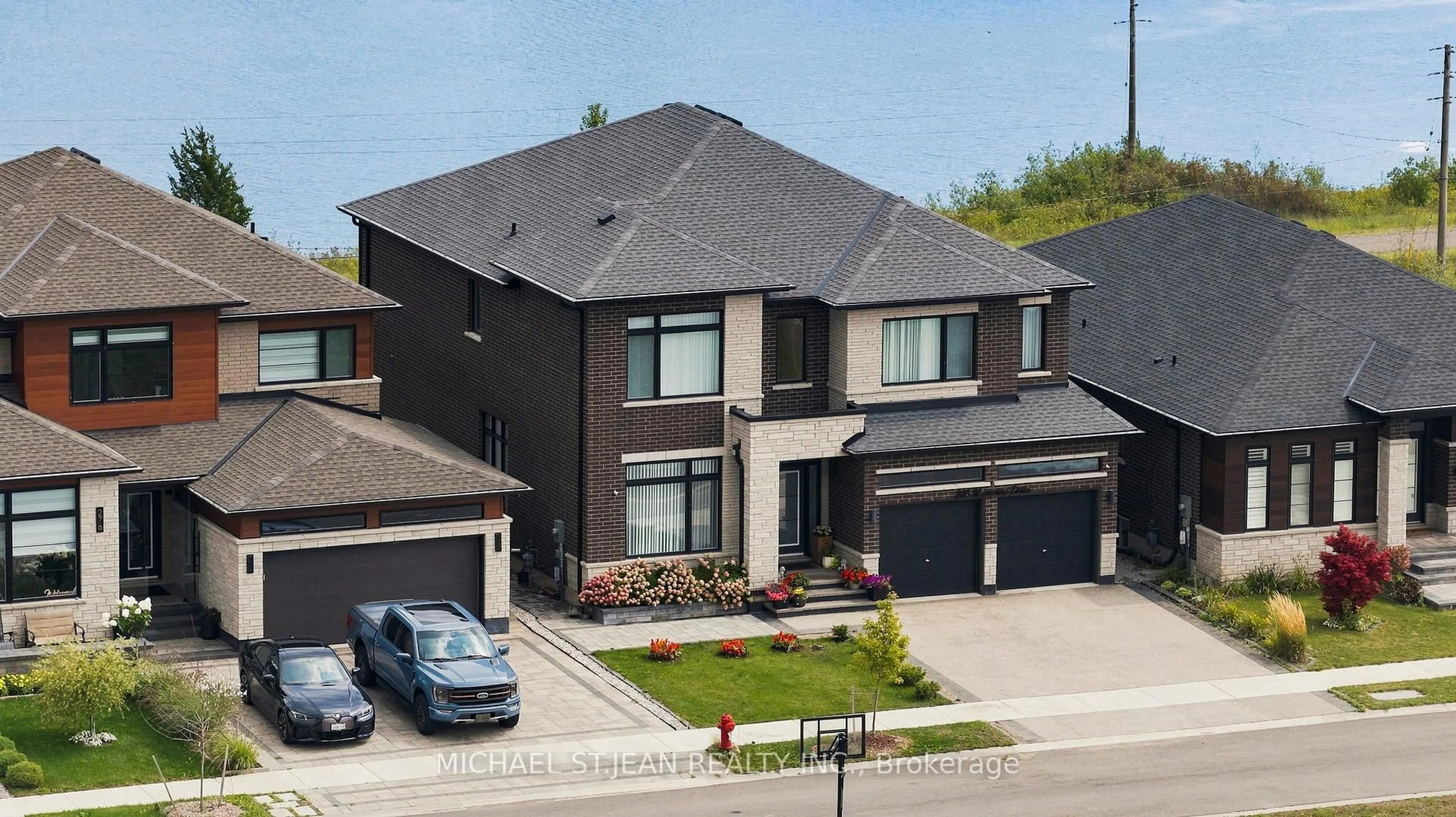 Home with brick exterior material, street for 286 Shoreview Dr, Welland Ontario L3B 0H3