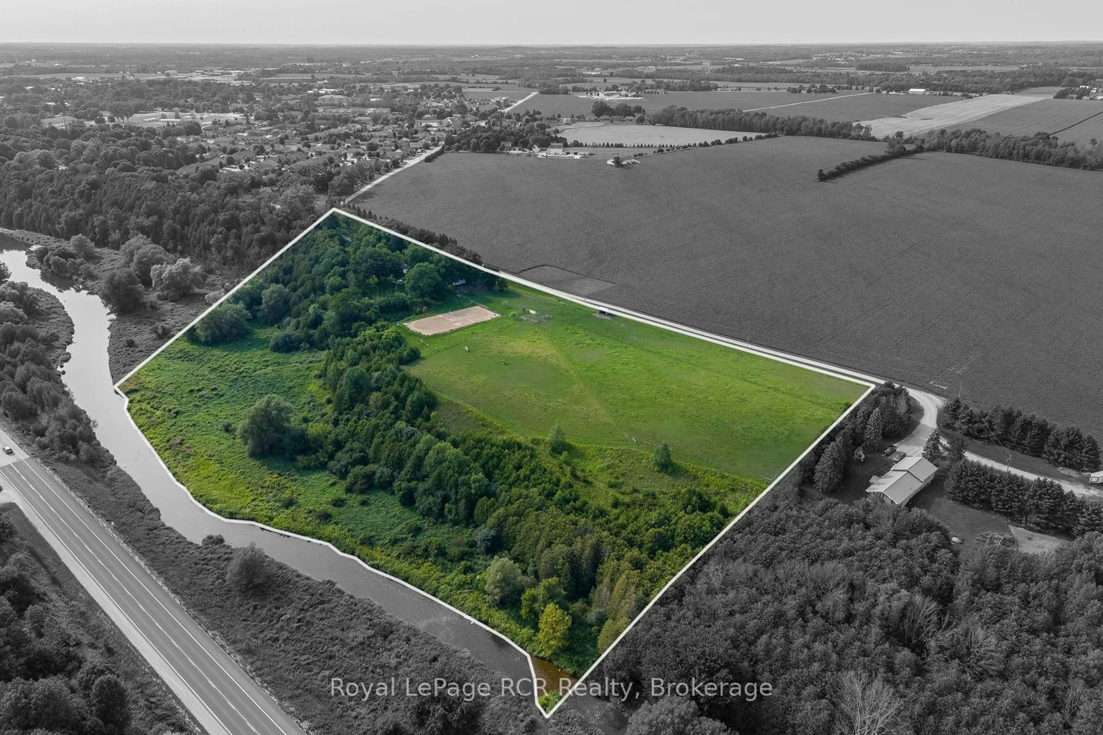 A pic from outside/outdoor area/front of a property/back of a property/a pic from drone, water/lake/river/ocean view for 440 London Rd, Southgate Ontario N0G 2L2