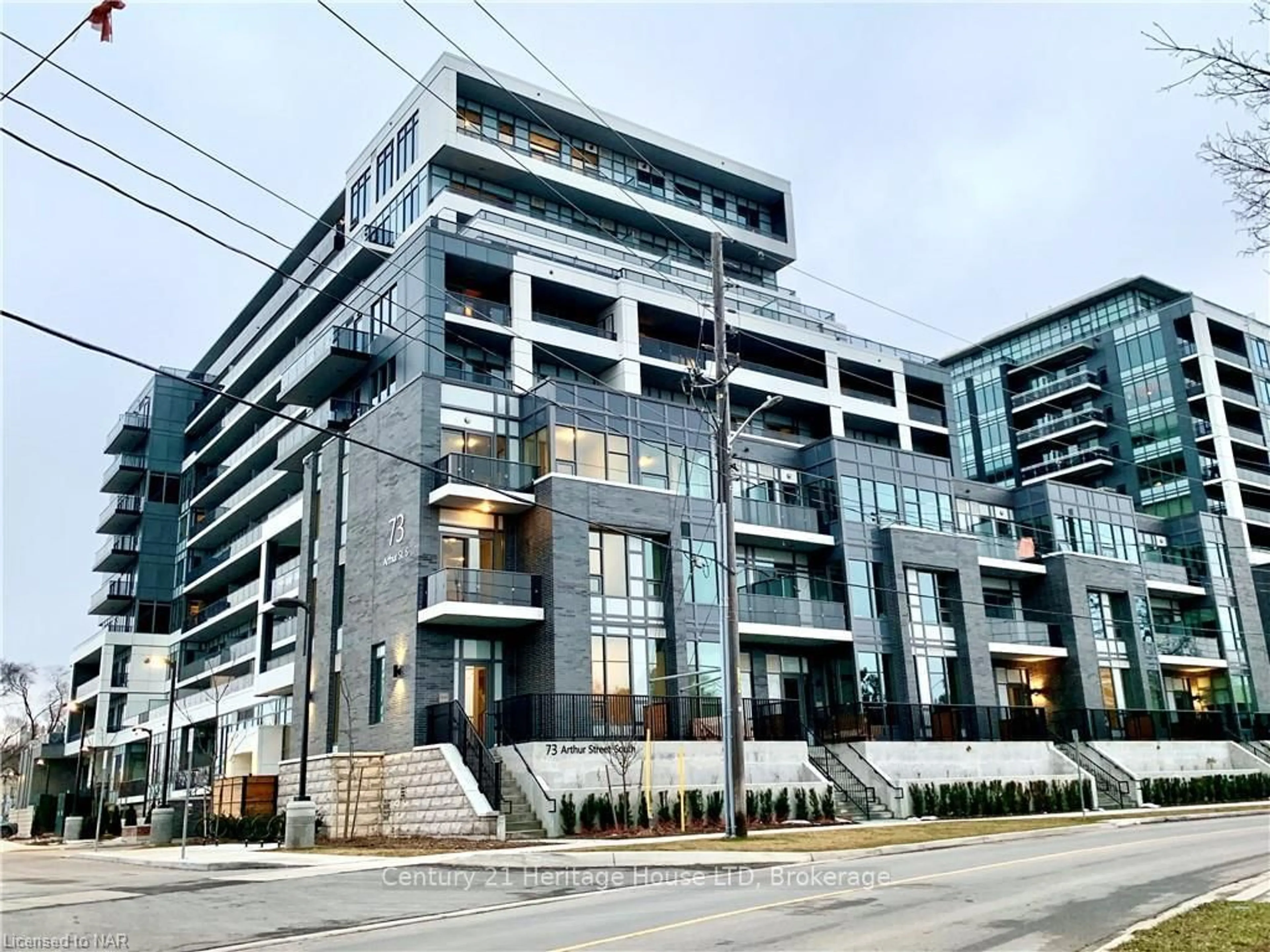 Indoor foyer for 73 Arthur St #501, Guelph Ontario N1E 0S6
