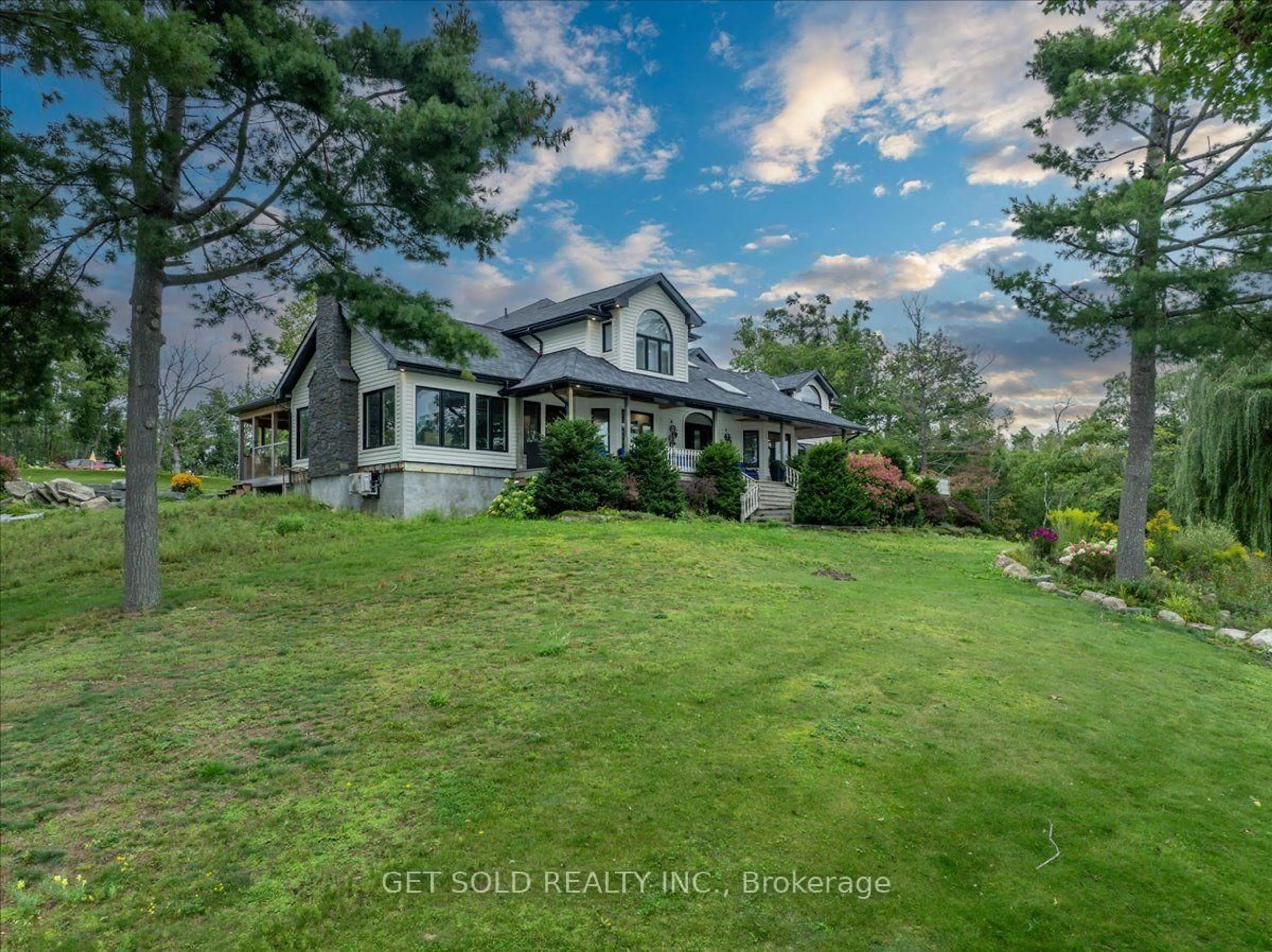 A pic from outside/outdoor area/front of a property/back of a property/a pic from drone, unknown for 3314 Buckhorn Rd, Selwyn Ontario K0L 1J0