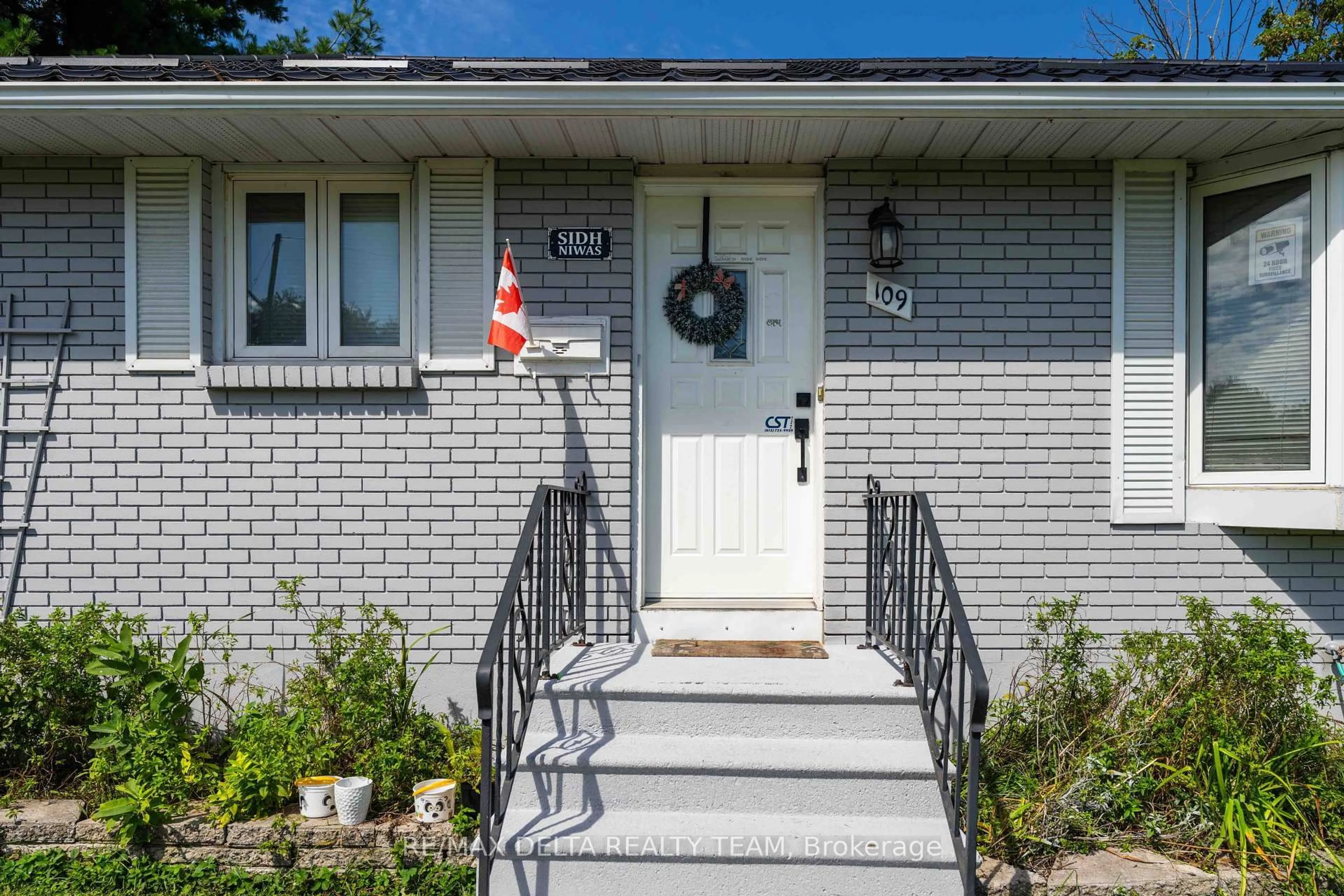 Home with brick exterior material, street for 109 Meadowlands Dr, Ottawa Ontario K2G 2S1