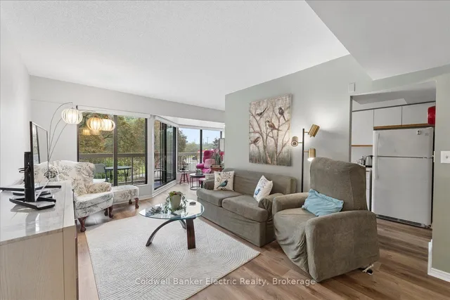 40 Auburn St #206, Peterborough 5
