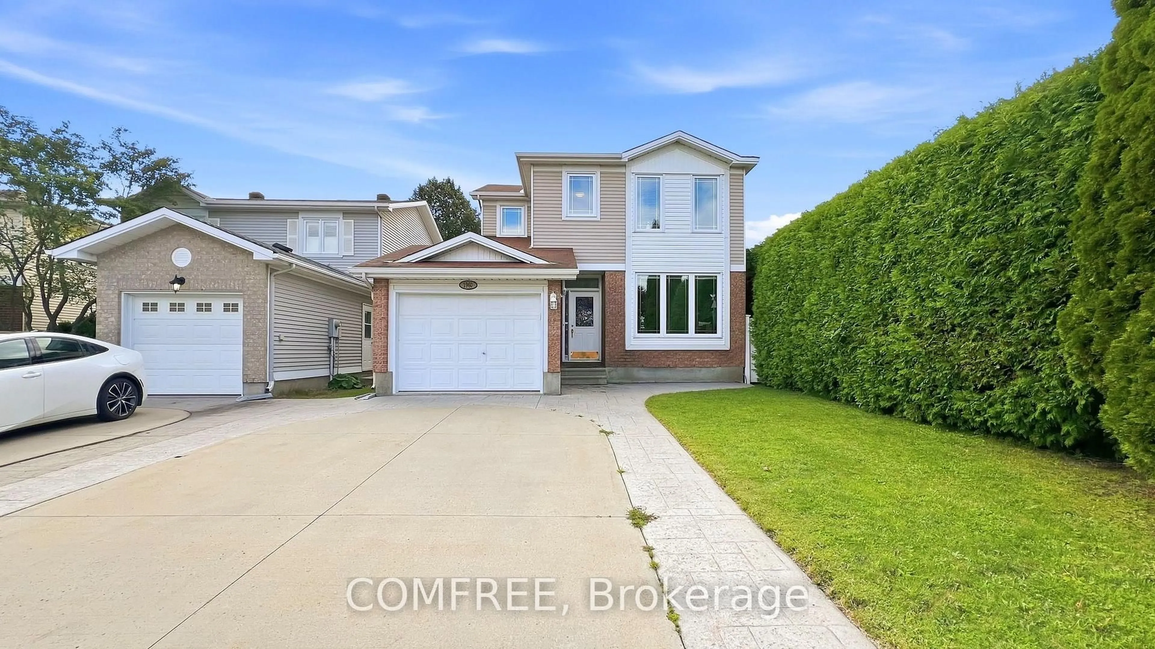 Unknown for 1960 Rolling Brook Dr, Ottawa Ontario K1W 1C5