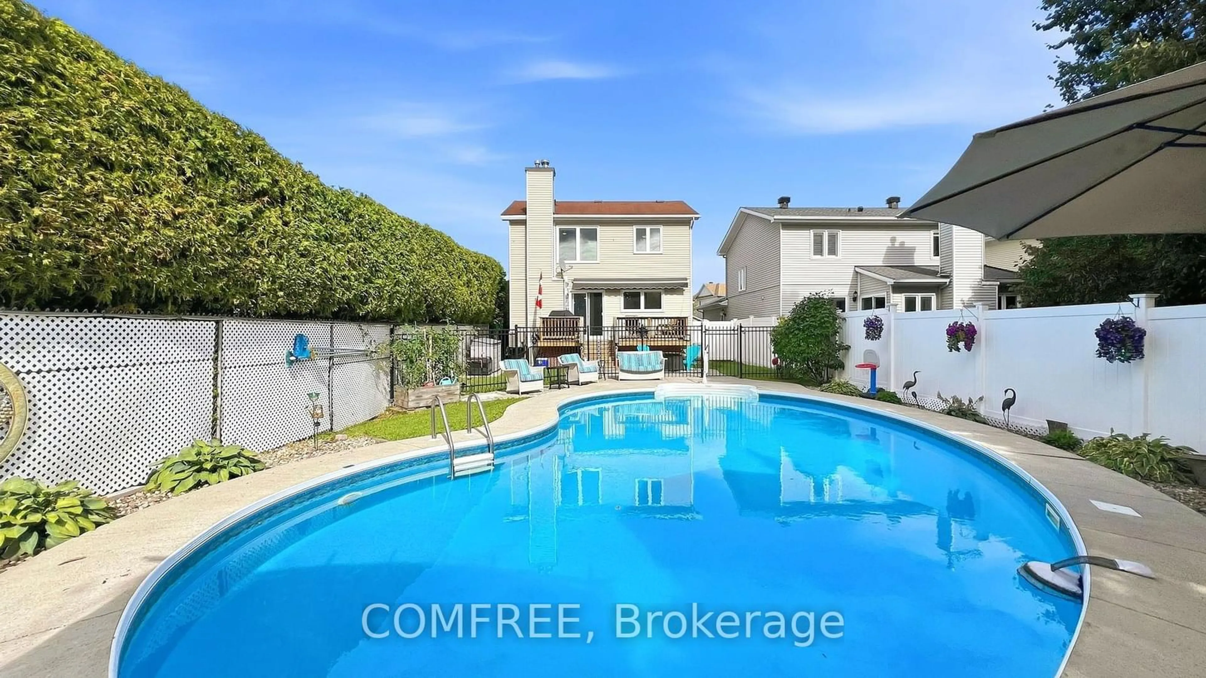 Pool for 1960 Rolling Brook Dr, Ottawa Ontario K1W 1C5