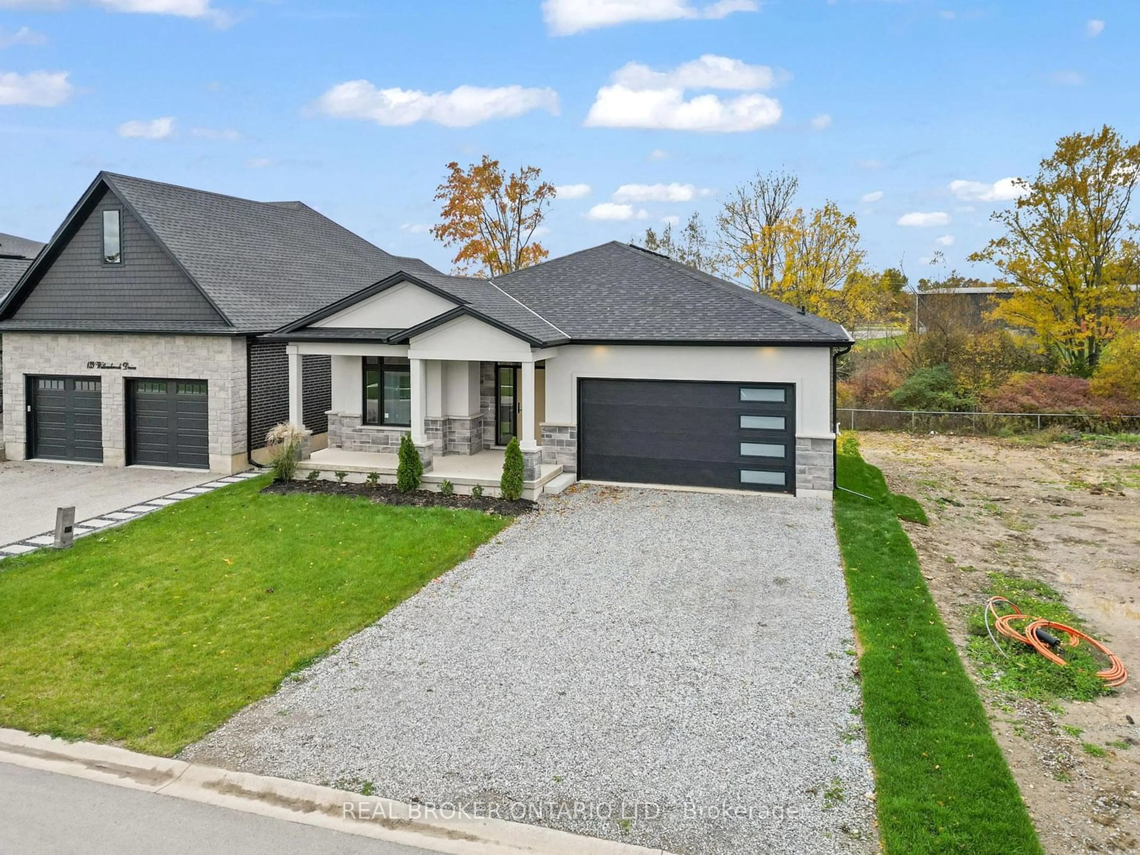 Home with brick exterior material, street for 149 Willowbrook Dr, Welland Ontario L3C 0G2