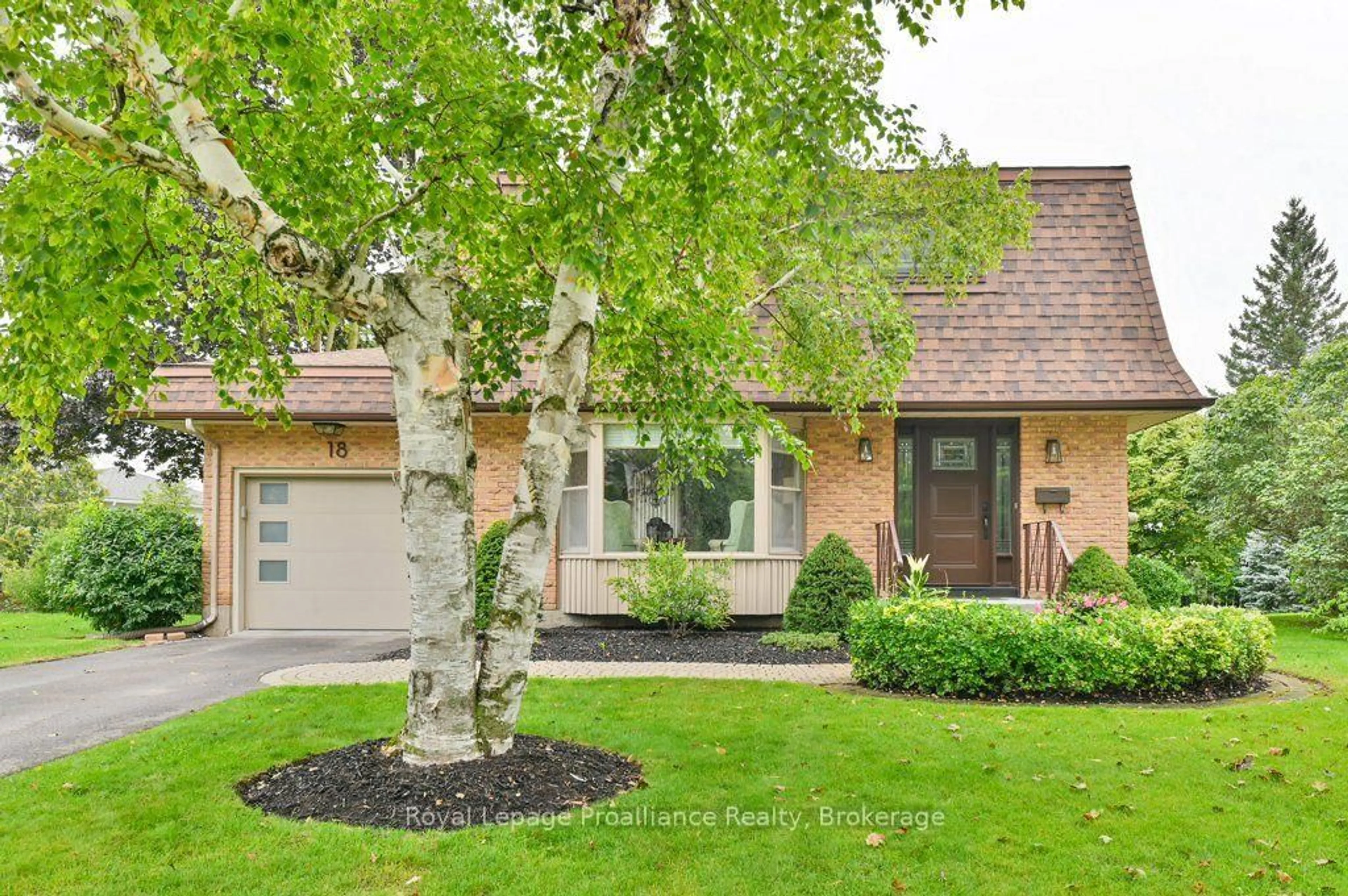 Home with brick exterior material, street for 18 Conger Pl, Belleville Ontario K8P 4N8