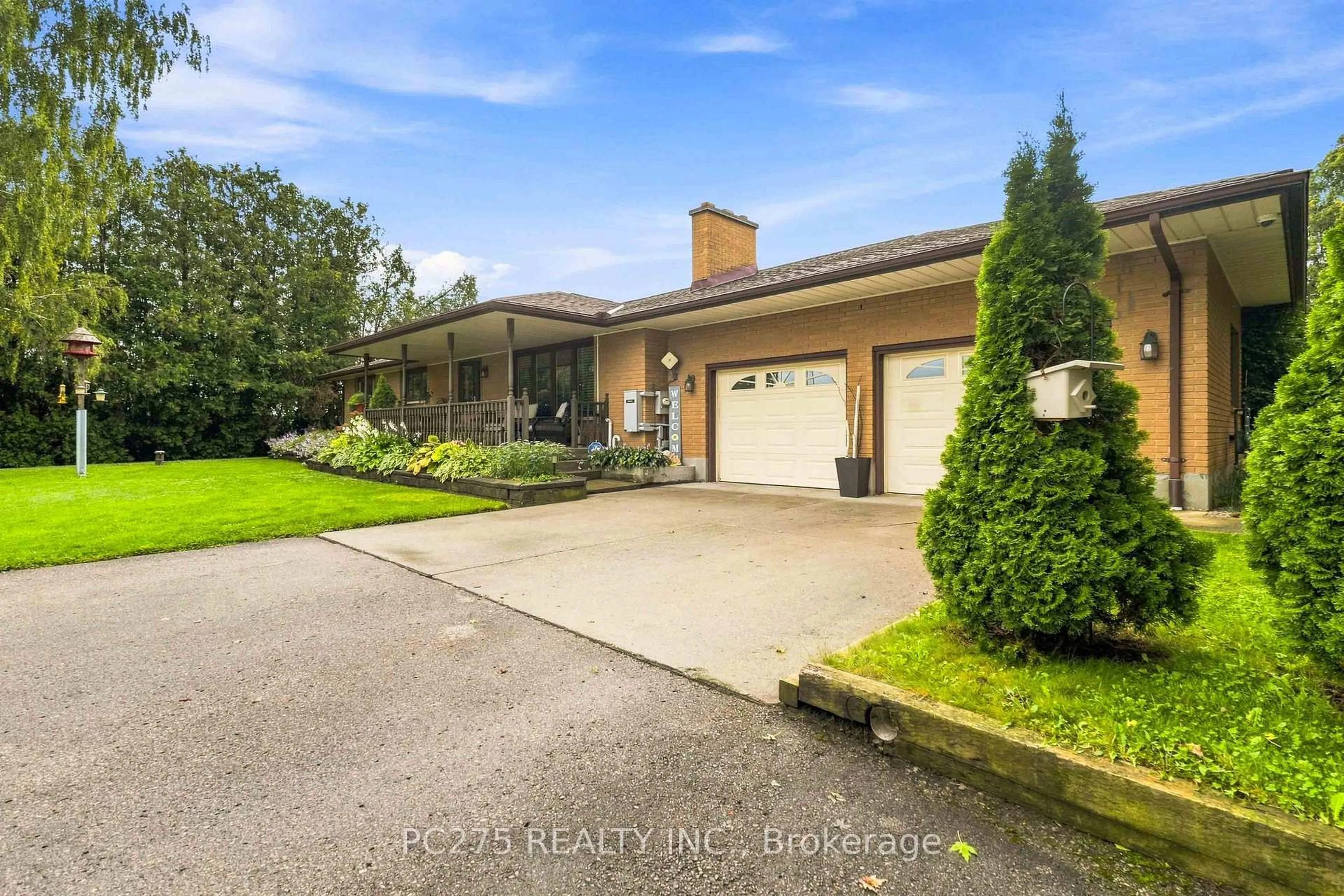A pic from outside/outdoor area/front of a property/back of a property/a pic from drone, street for 15195 Nine Mile Rd, Middlesex Centre Ontario N0M 2A0