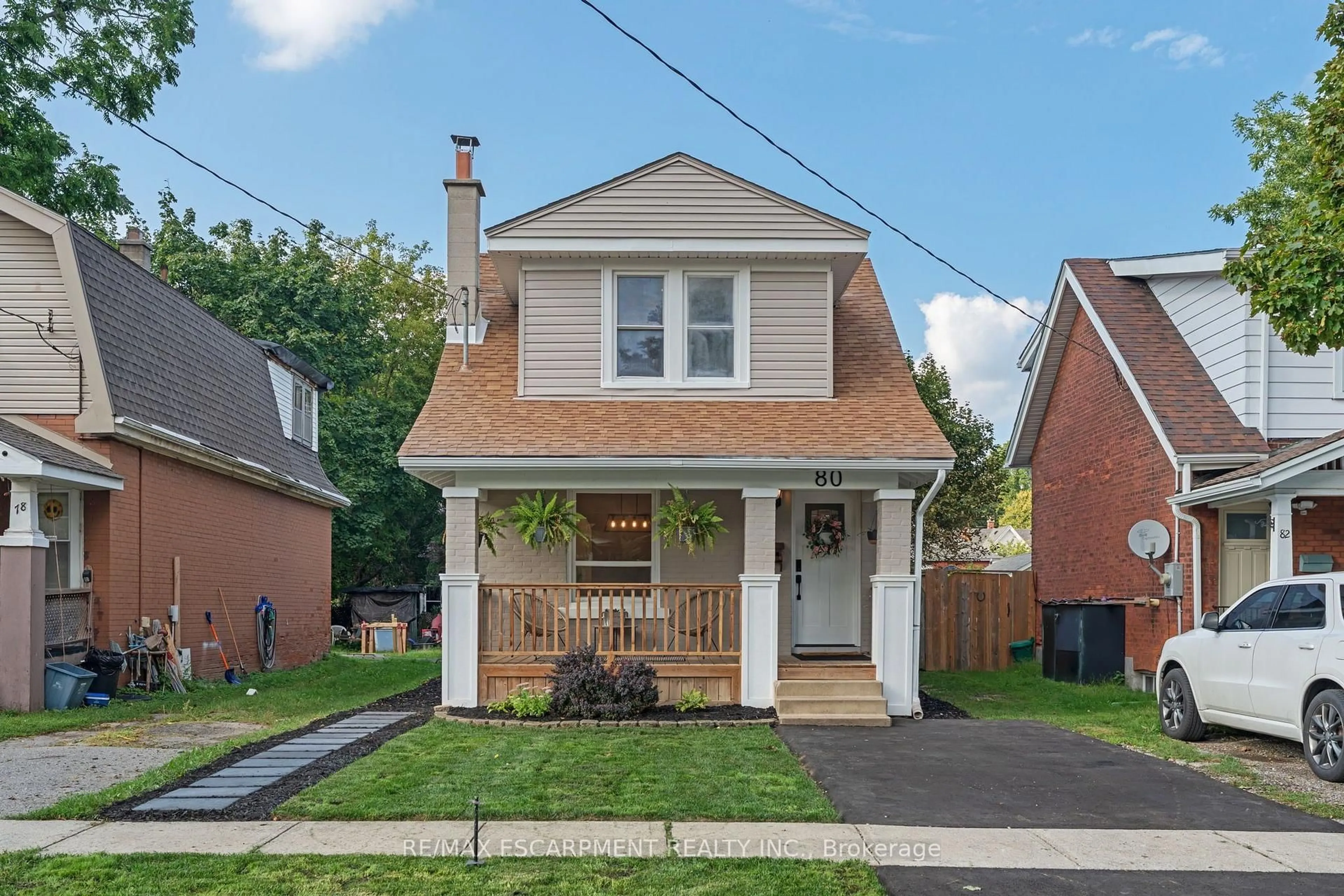 Home with brick exterior material, street for 80 Sarah St, Brant Ontario N3S 3A3