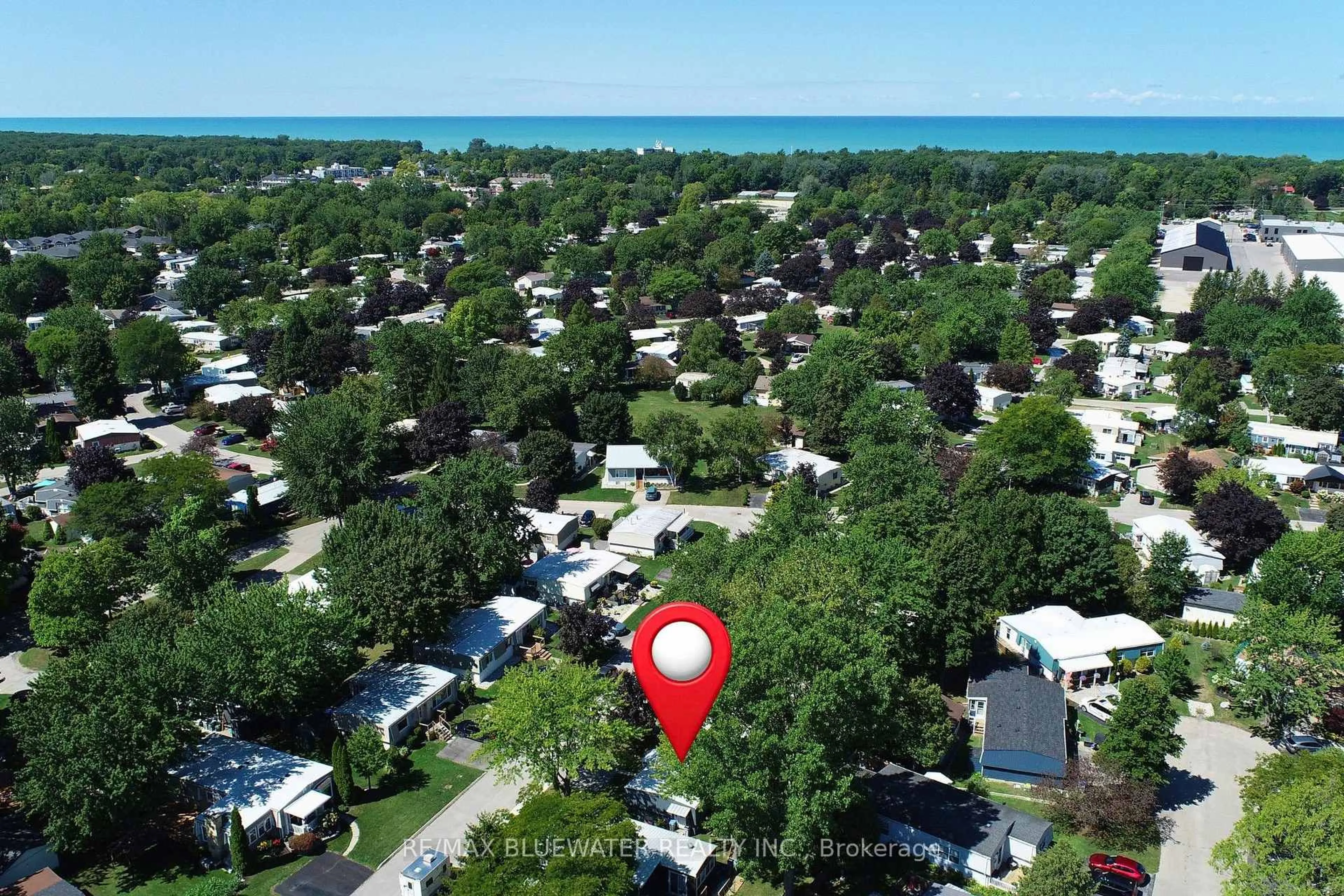 A pic from outside/outdoor area/front of a property/back of a property/a pic from drone, street for 95 Shannon Blvd, South Huron Ontario N0M 1T0