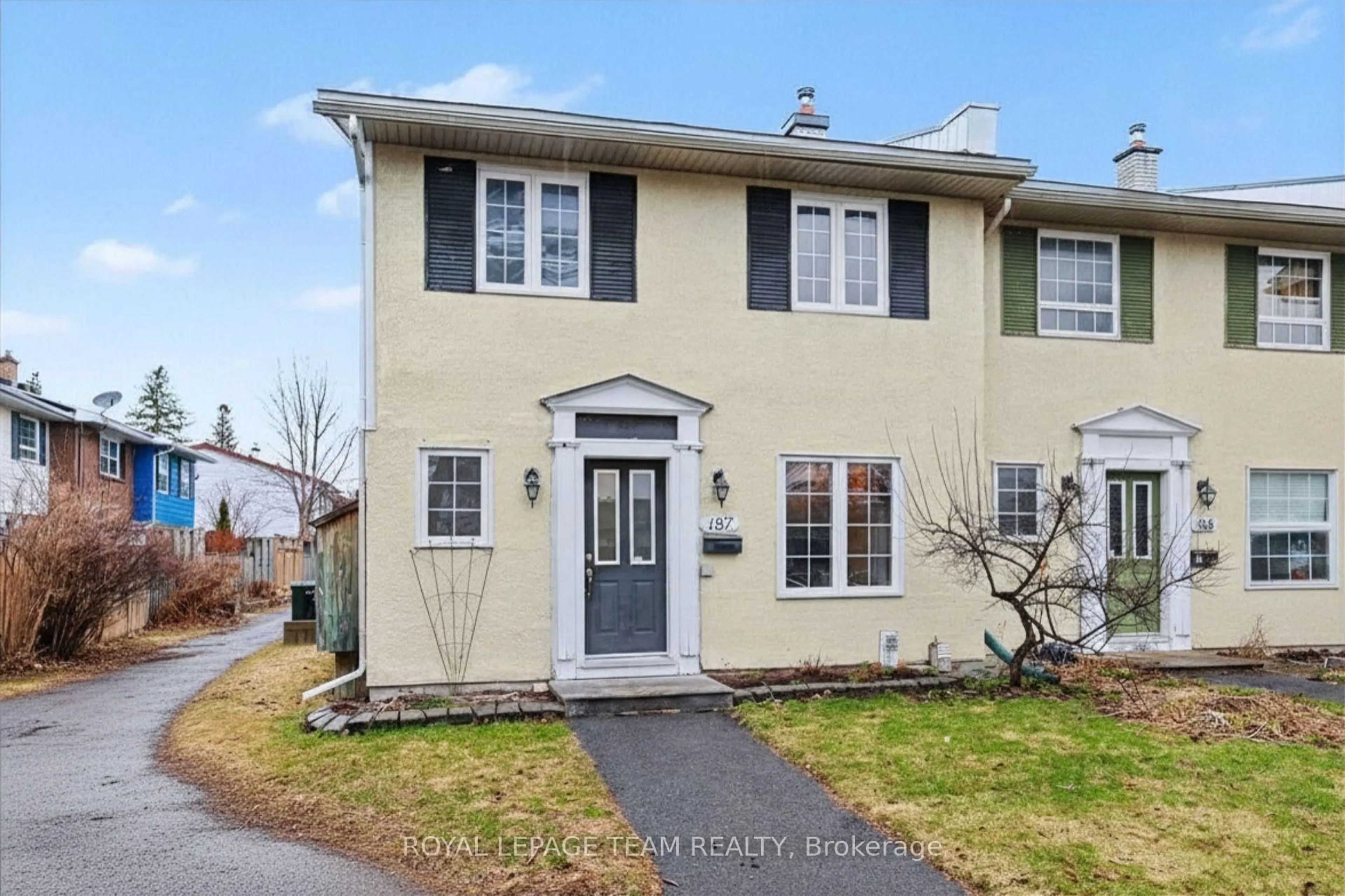 Home with vinyl exterior material, street for 187 MONTEREY Dr, Ottawa Ontario K2H 7A9