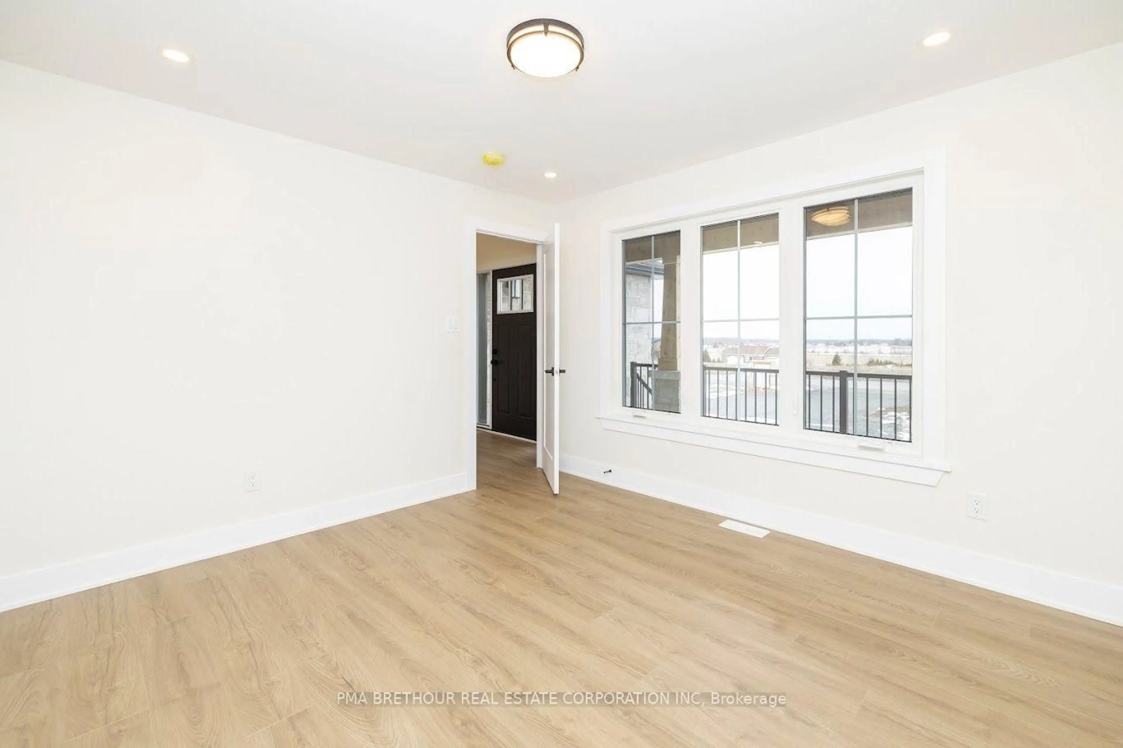 A pic of a room for 240 Trudeau Cres, Russell Ontario K4R 1E5