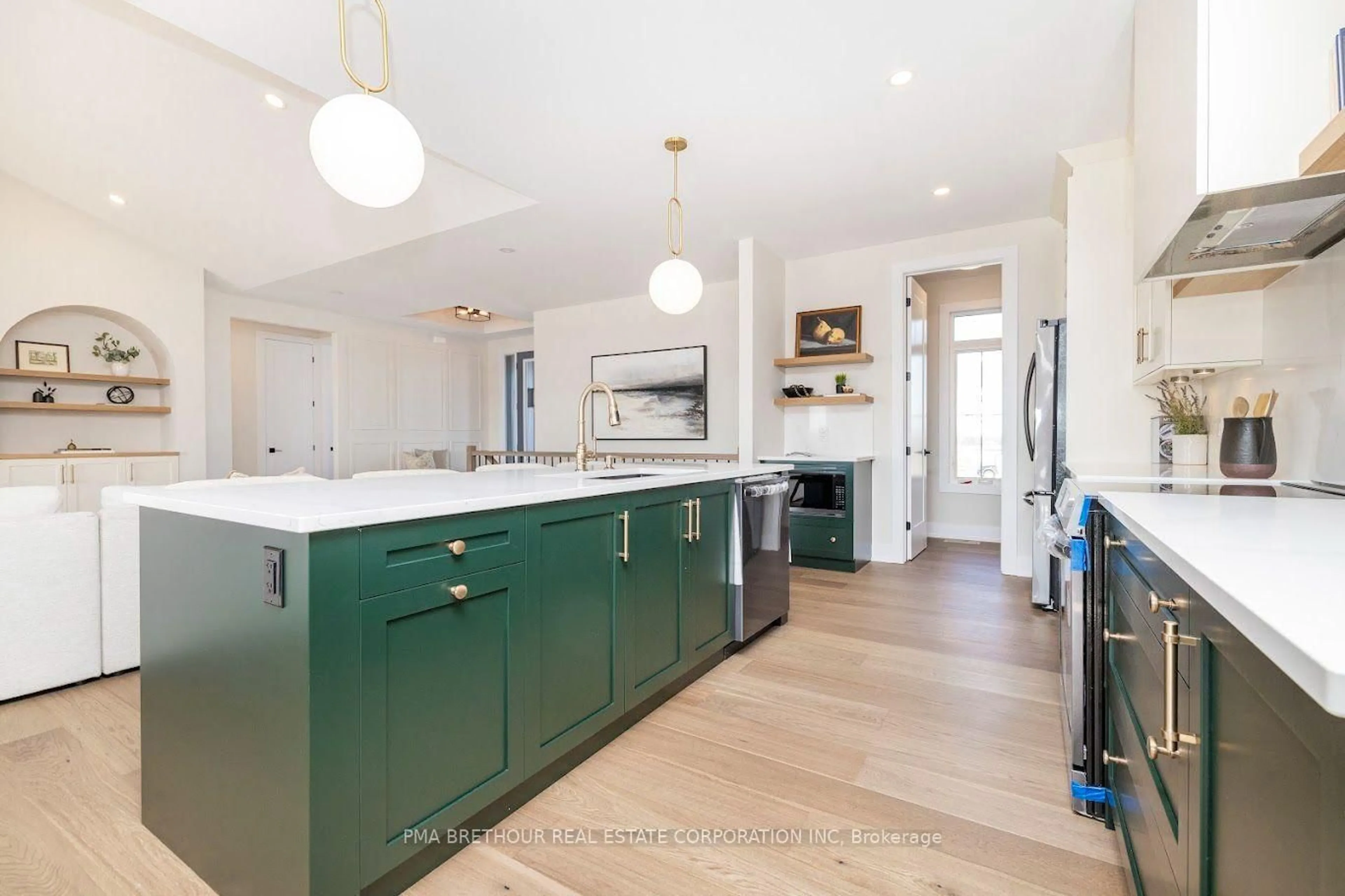 Open concept kitchen, unknown for 200 Trudeau Cres, Russell Ontario K4R 1E6