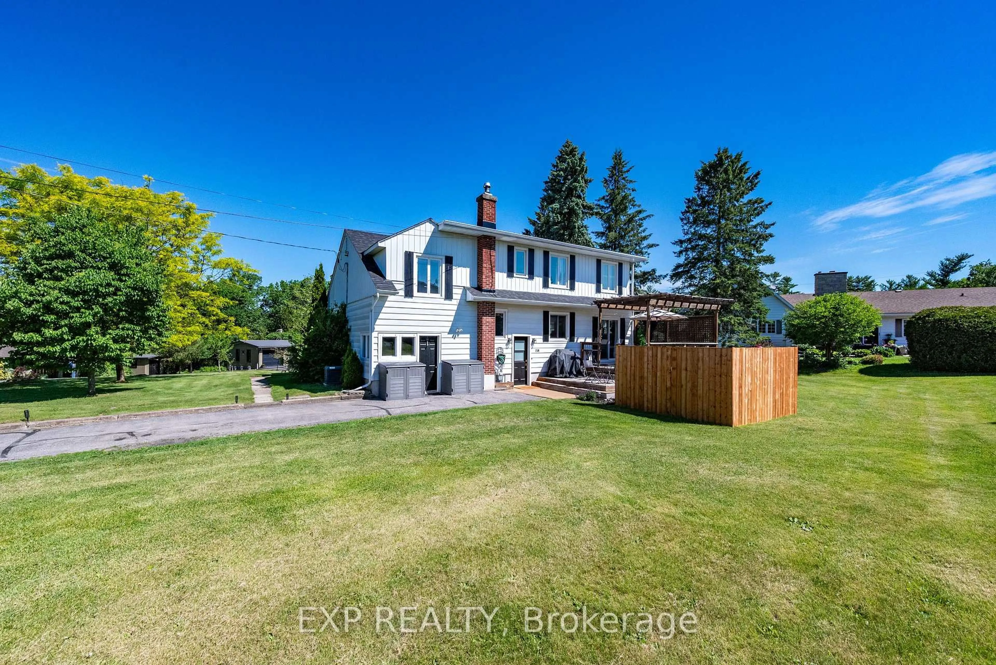 A pic from outside/outdoor area/front of a property/back of a property/a pic from drone, unknown for 150 Stevenson Cres, Renfrew Ontario K7V 1J4