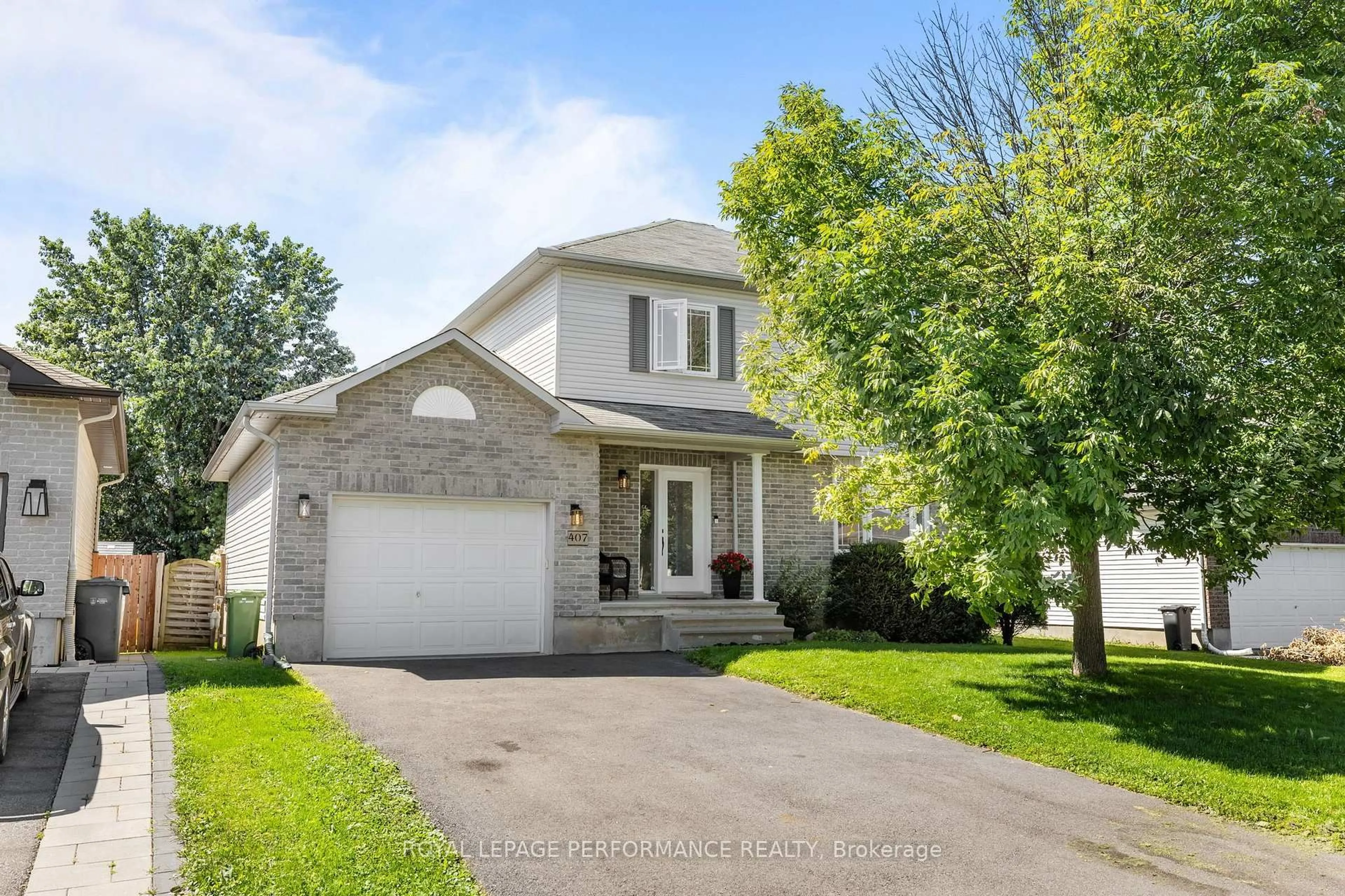 Unknown for 407 Centenaire St, Russell Ontario K0A 1W0