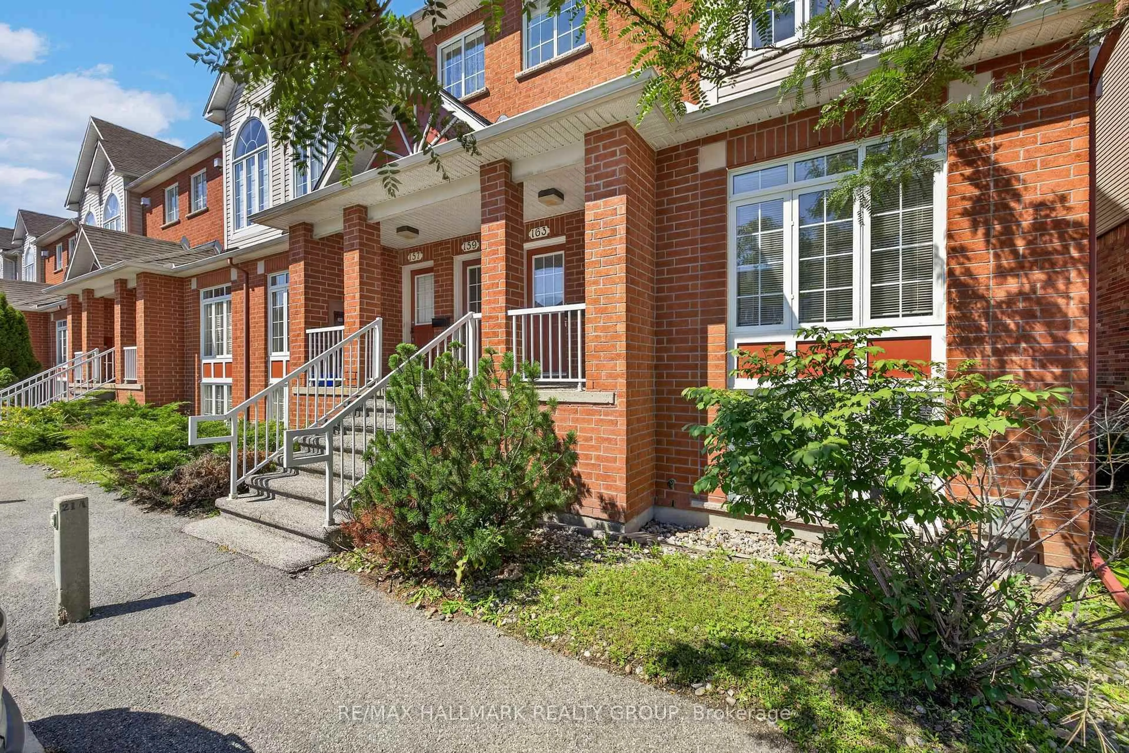 Home with brick exterior material, street for 70 Edenvale Dr #161, Ottawa Ontario K2K 3N7