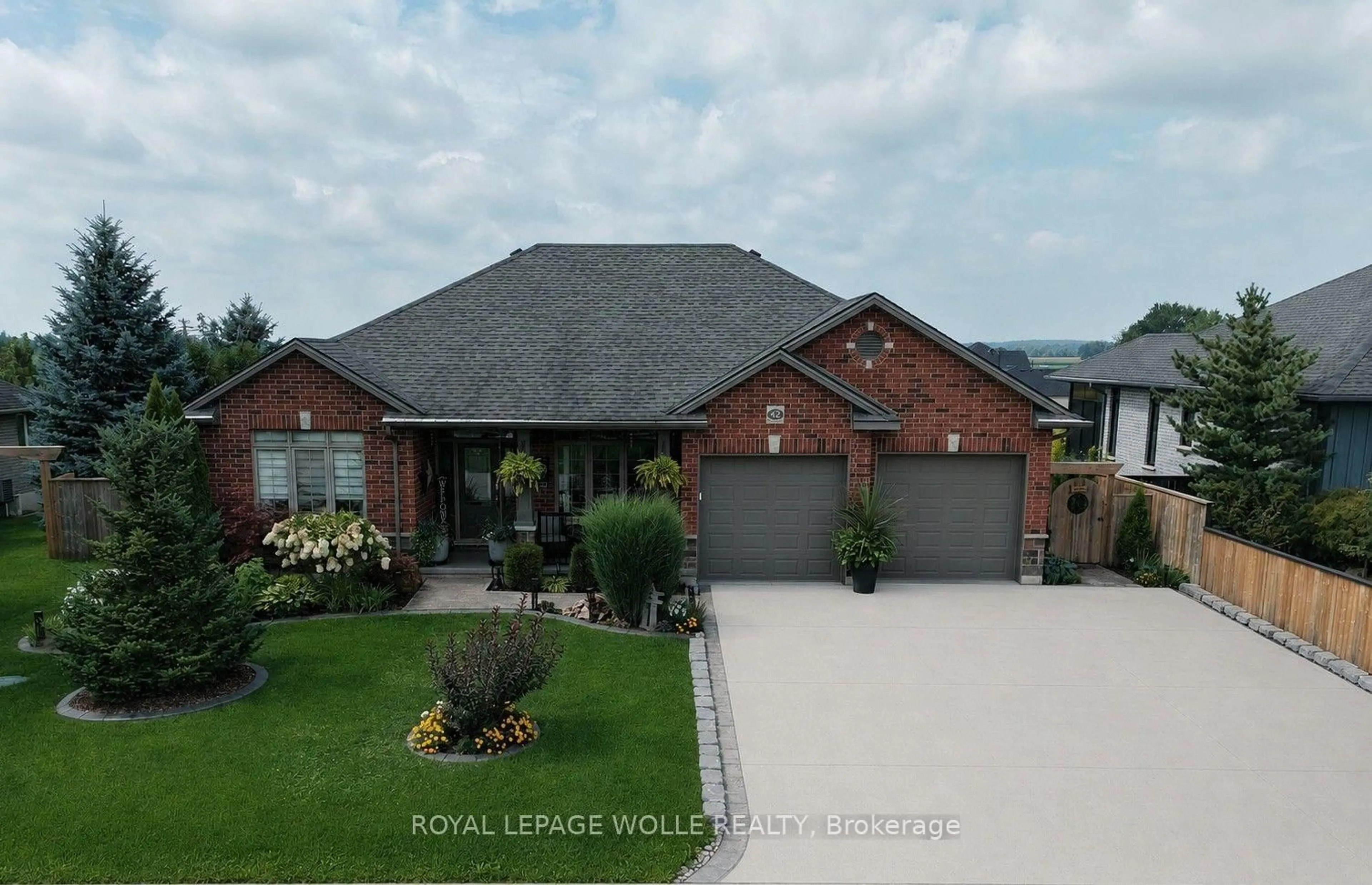 Home with brick exterior material, water/lake/river/ocean view for 42 Graydon Dr, South-West Oxford Ontario N0J 1N0