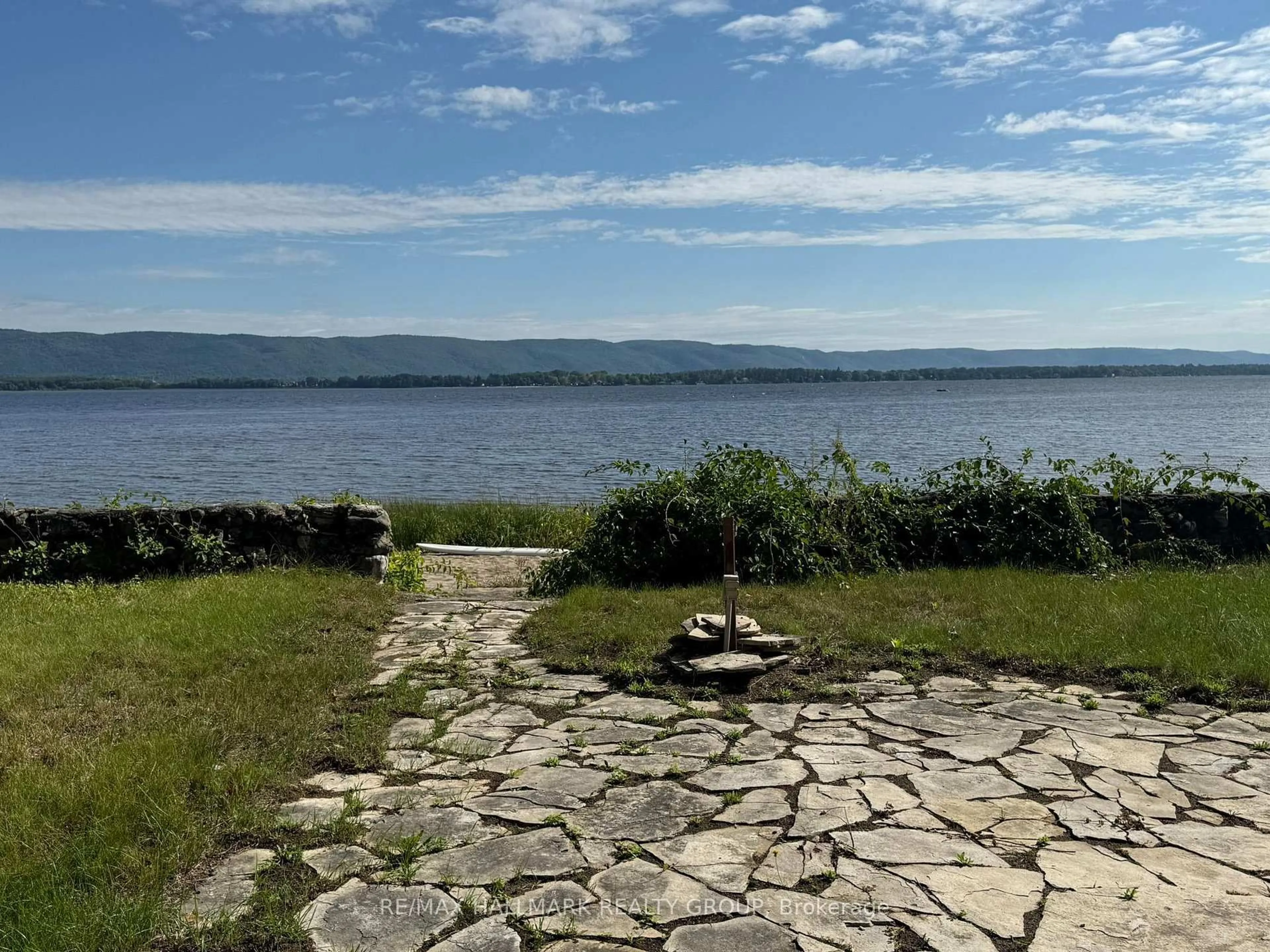 Patio, water/lake/river/ocean view for 488 Bayview Dr, Ottawa Ontario K0A 3M0