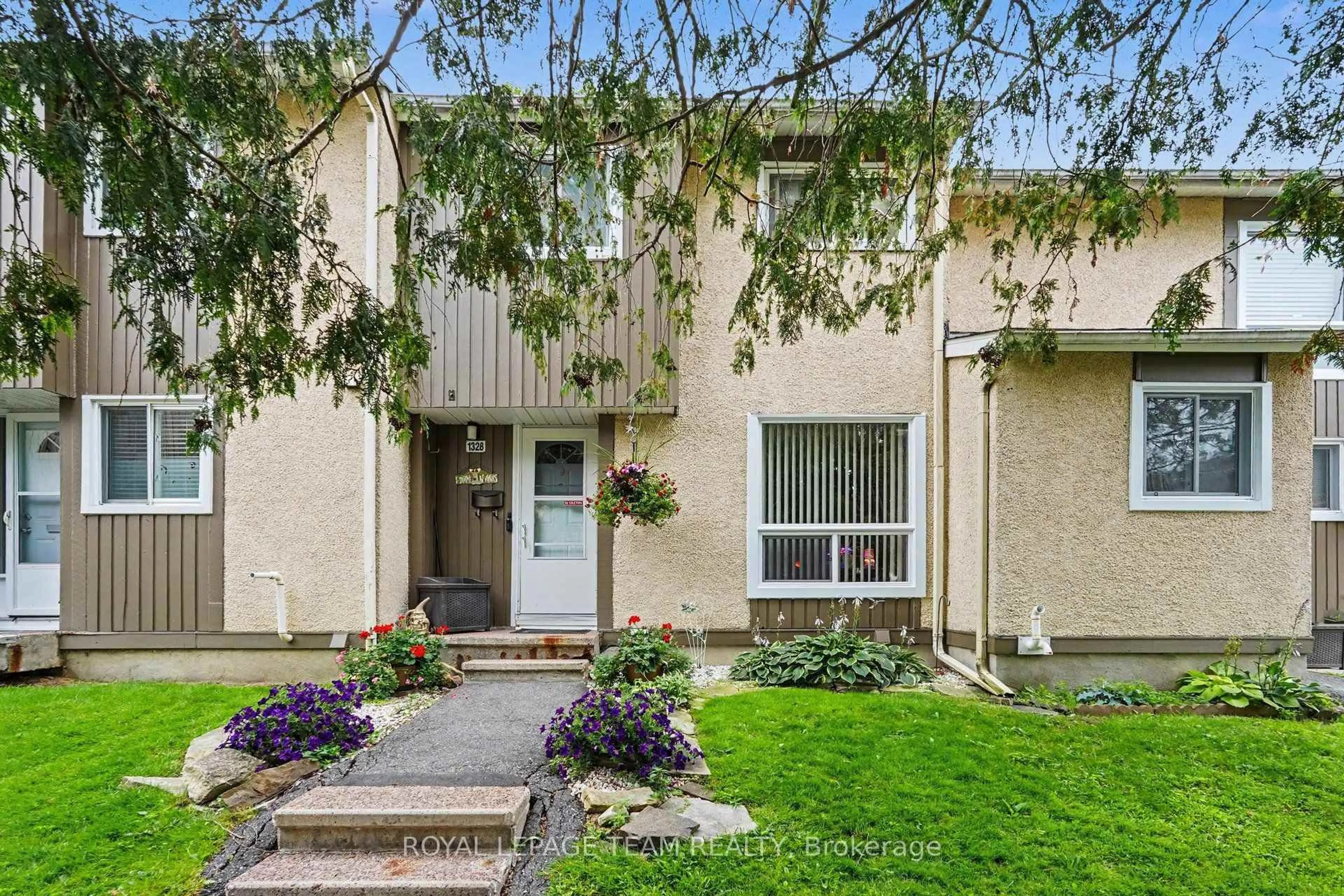 Unknown for 1328 Lassiter Terr #75, Ottawa Ontario K1J 8N2