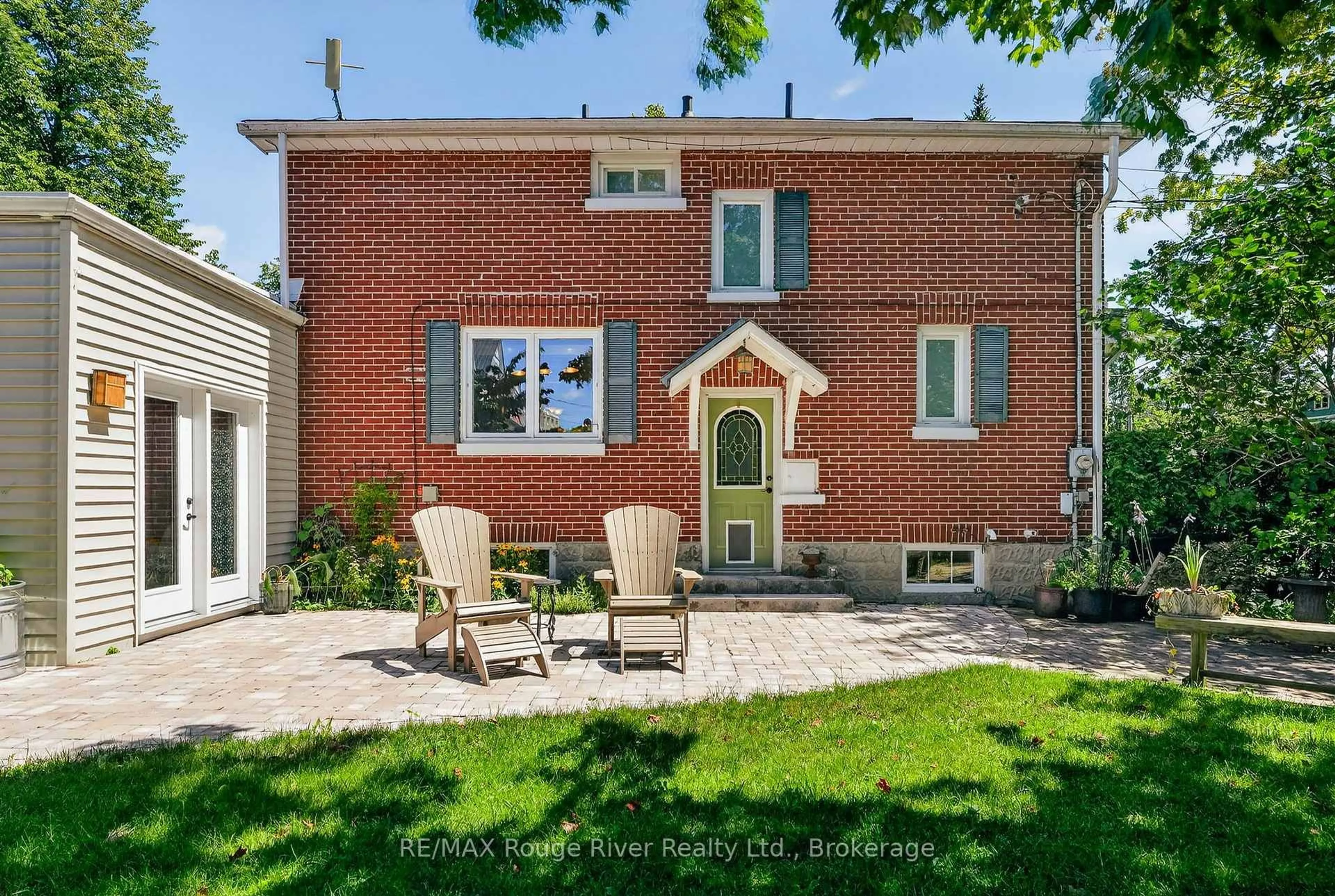 Home with brick exterior material, street for 208 Albert St, Cobourg Ontario K9A 2R7