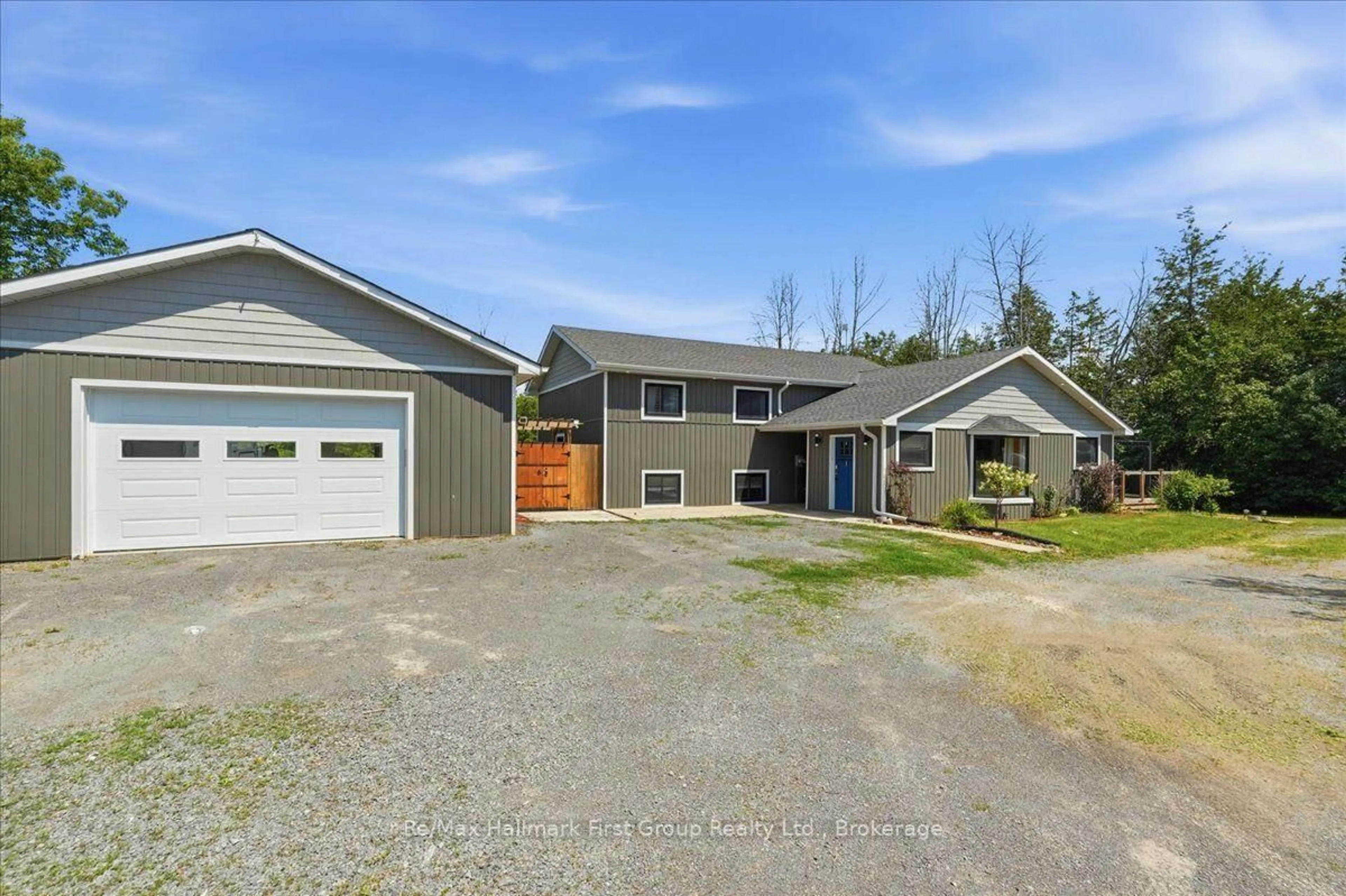 A pic from outside/outdoor area/front of a property/back of a property/a pic from drone, street for 1233 Lazier Rd, Shannonville Ontario K0K 3A0