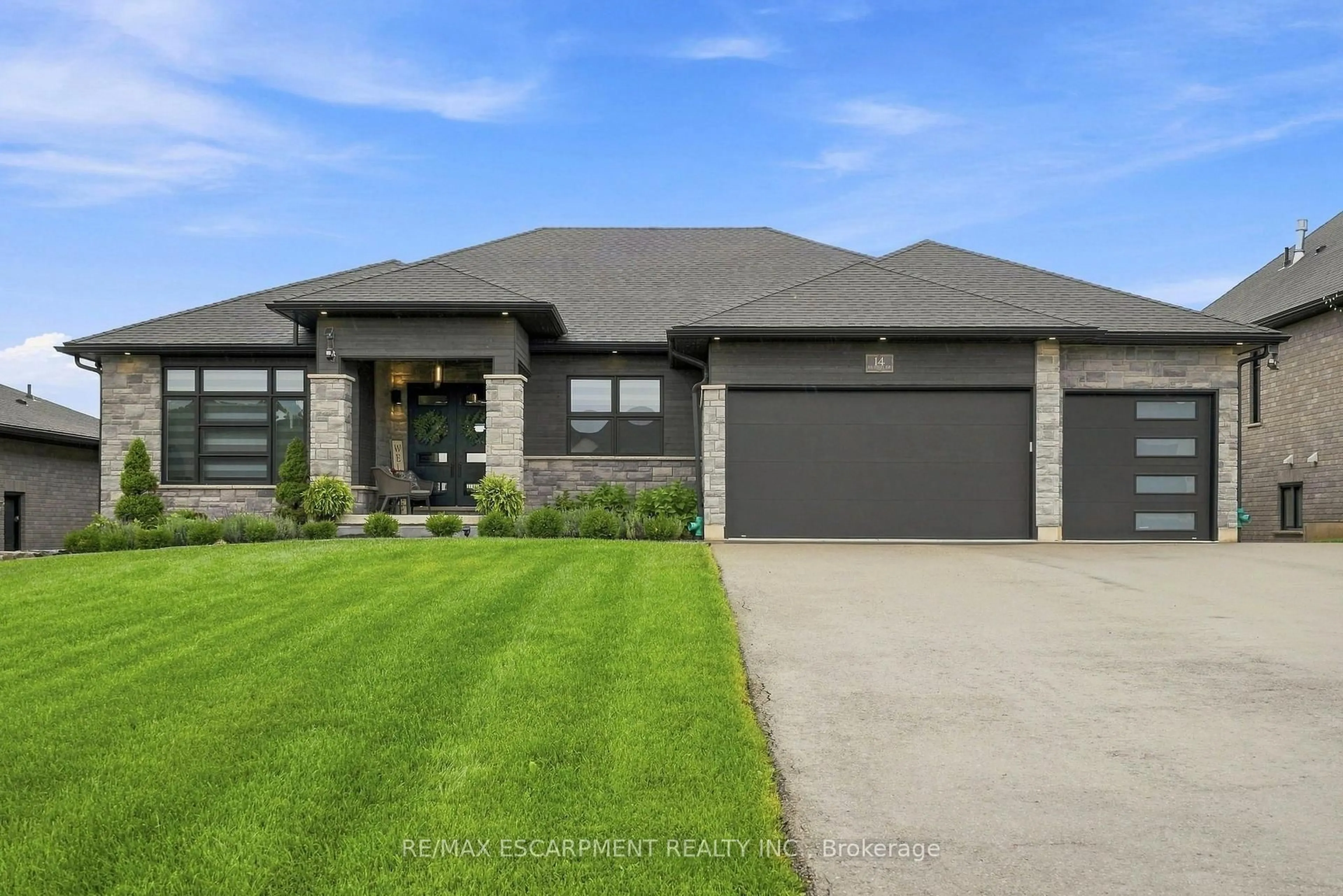 Home with brick exterior material, street for 14 Hudson Dr, Brantford Ontario N3T 0V6